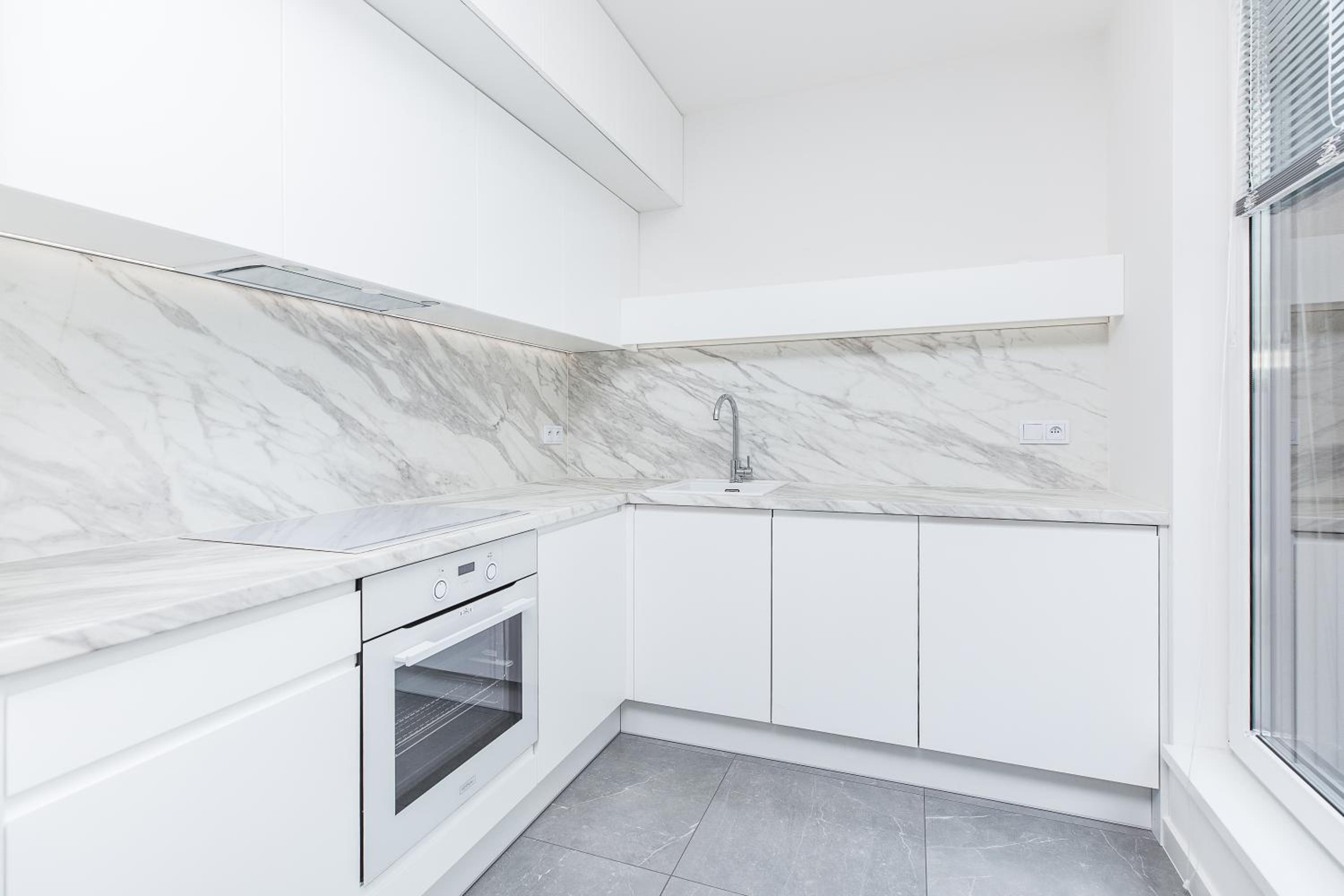 Apartments Browar Kleparz by Renters view 4