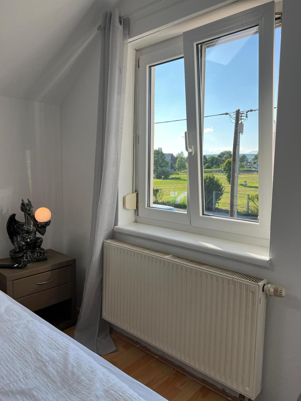 Elegant Garden Villa with Free Parking Sleeps 25