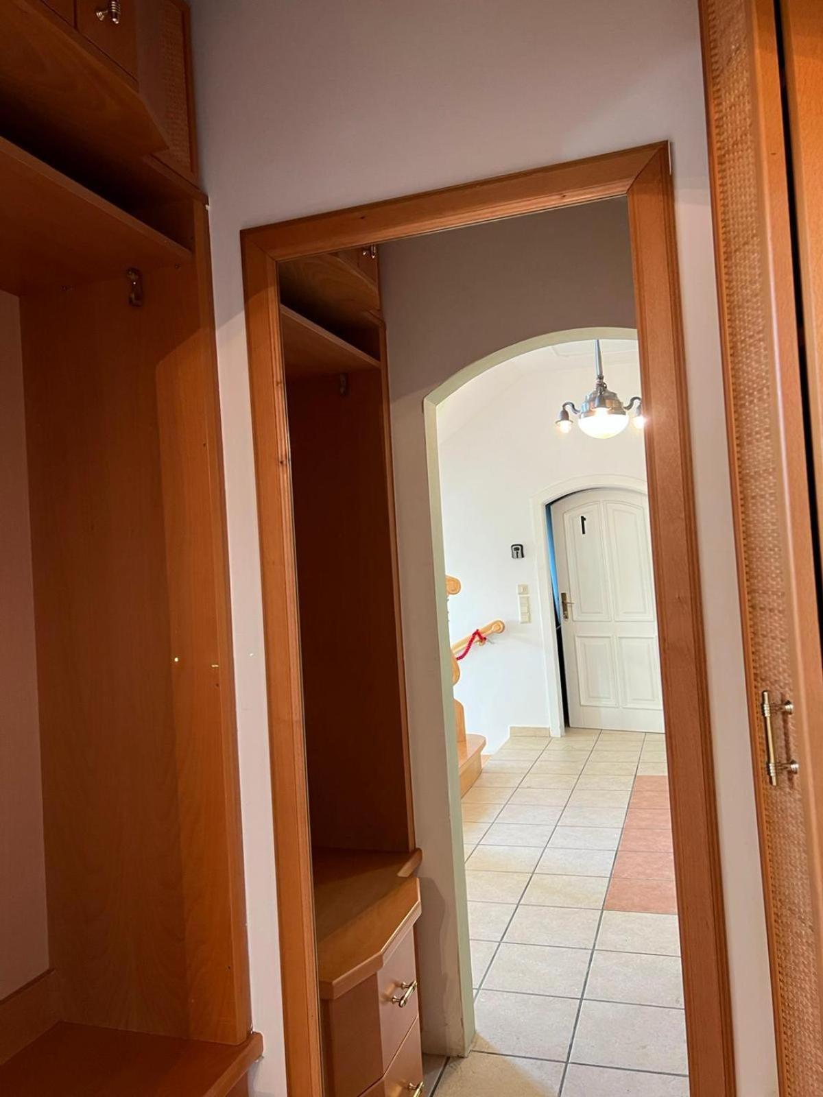 Elegant Garden Villa with Free Parking Sleeps 25