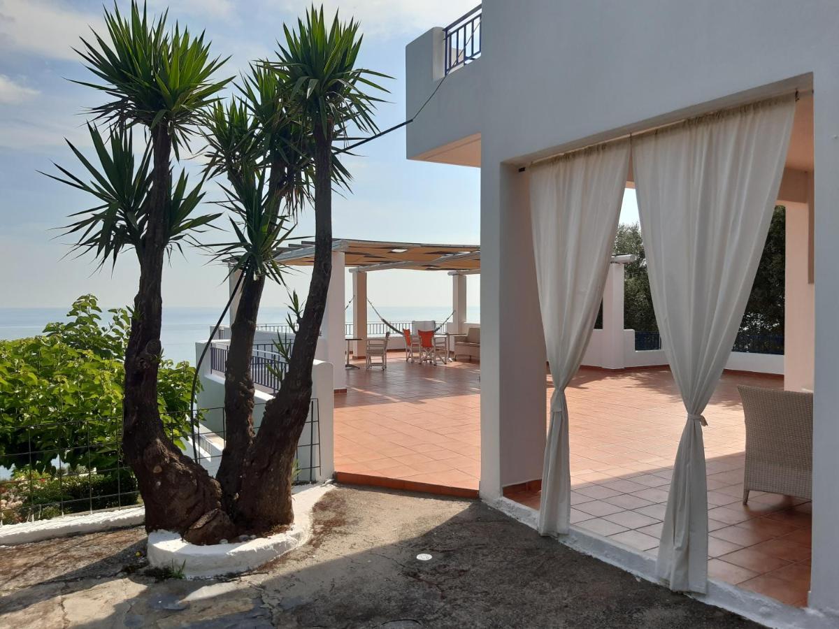 Kapetaniou Apartments view 3