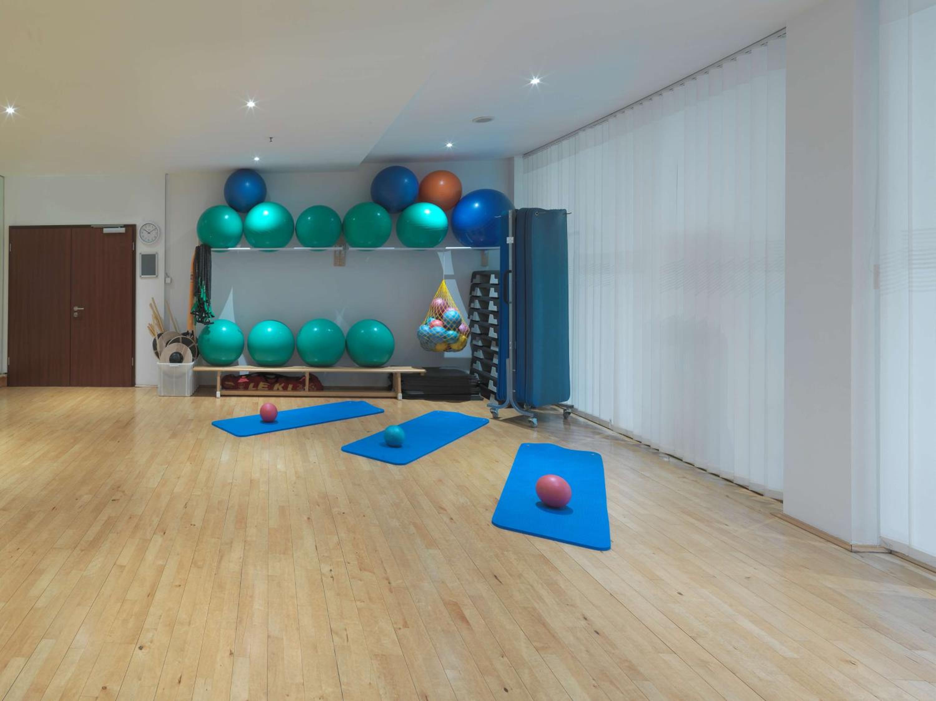 Dresden Vacations - Radisson Blu Park Hotel  Conference Centre - Property Image 19