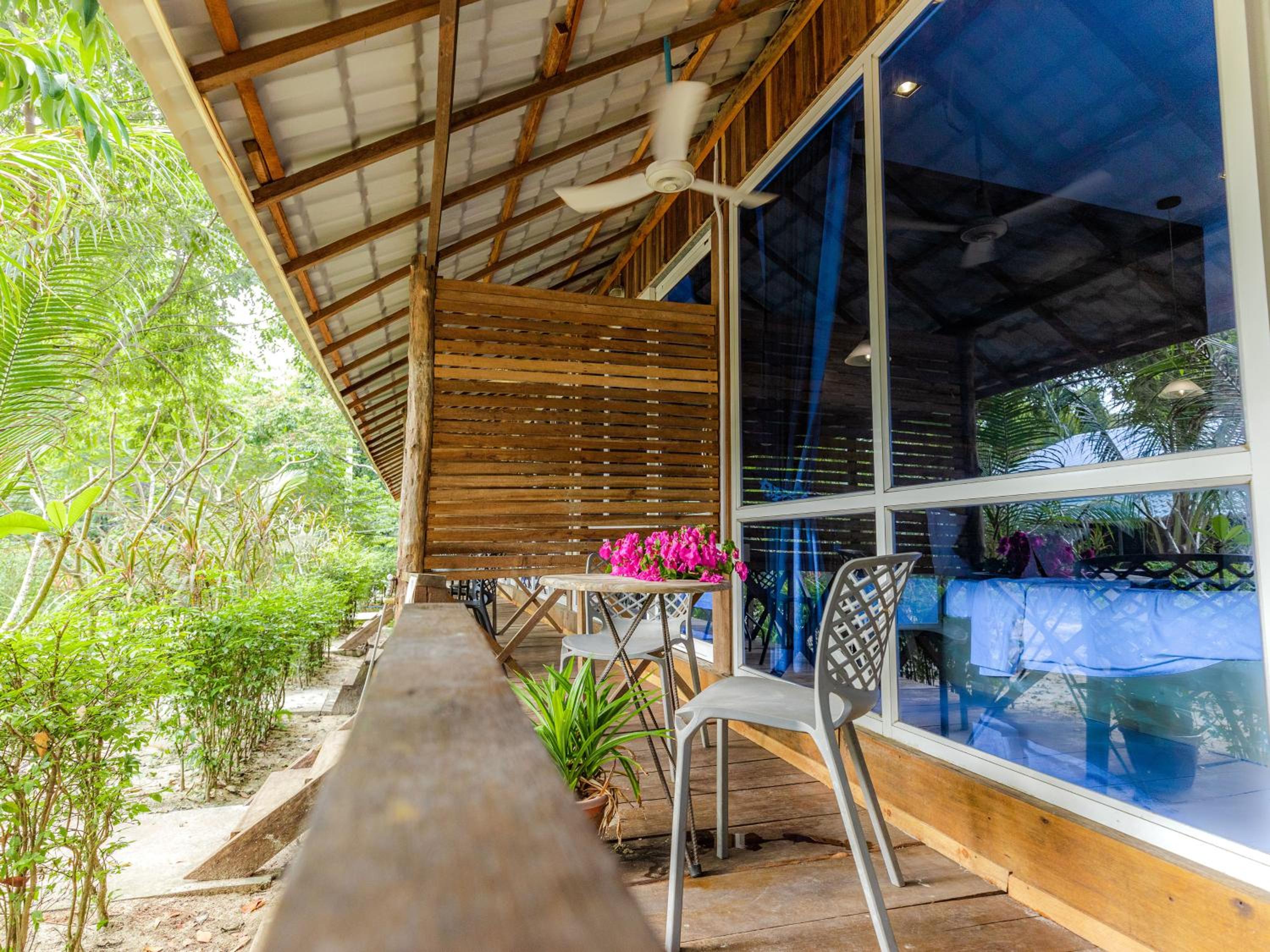 Sara Resort