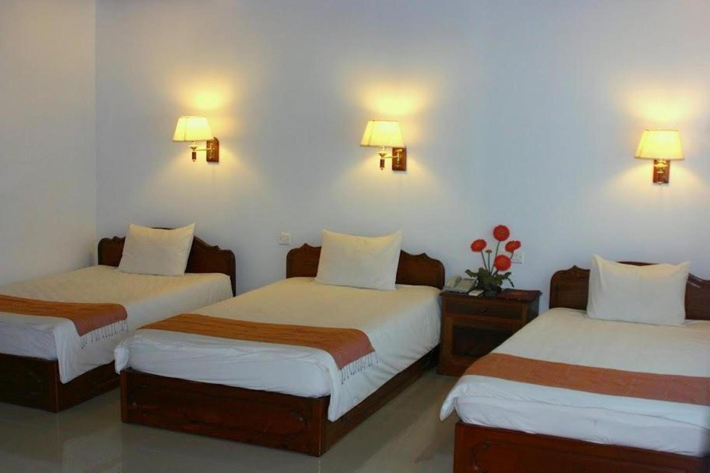 Mom's Guesthouse