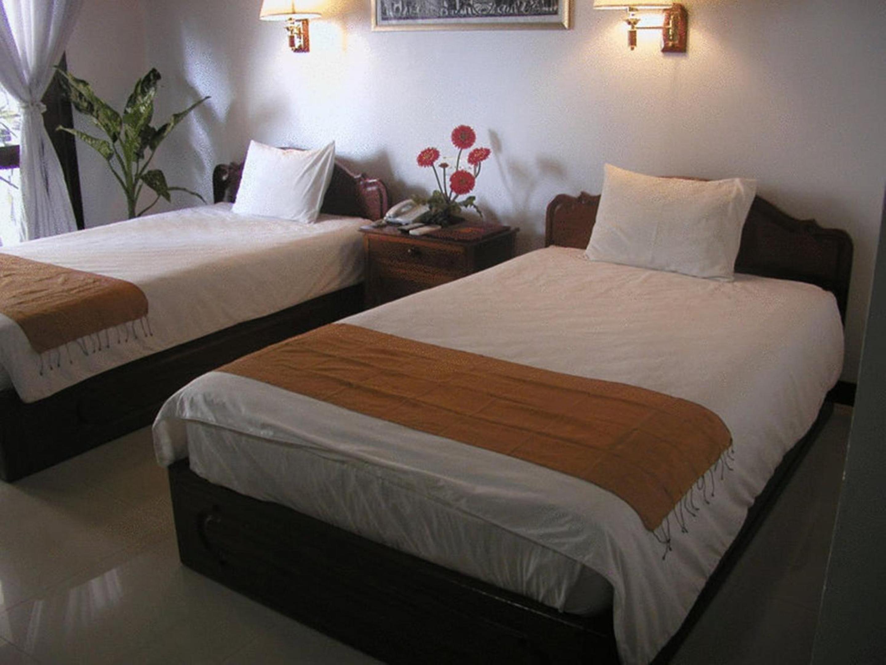 Mom's Guesthouse