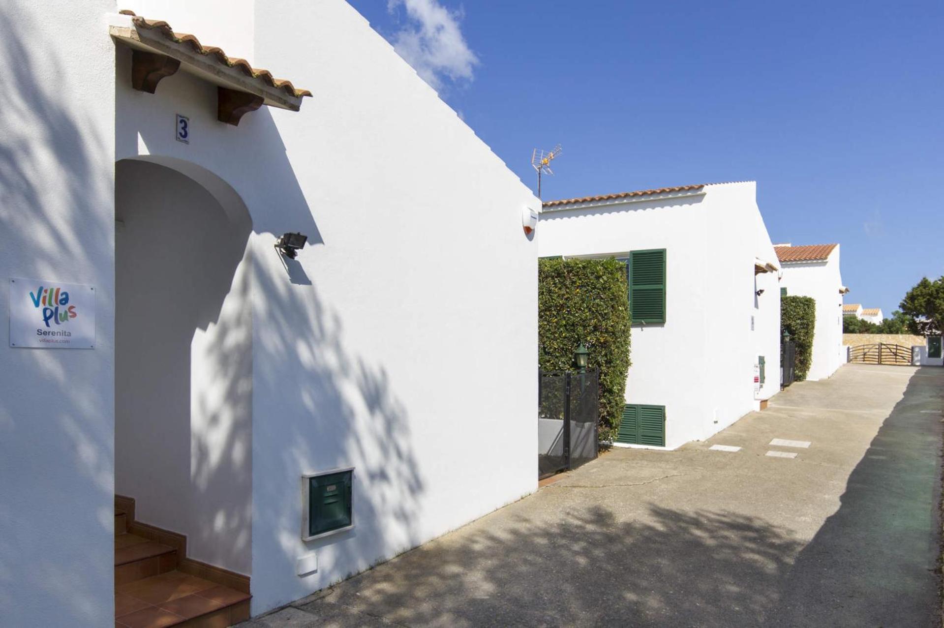 Villa Sirenita by Villa Plus
