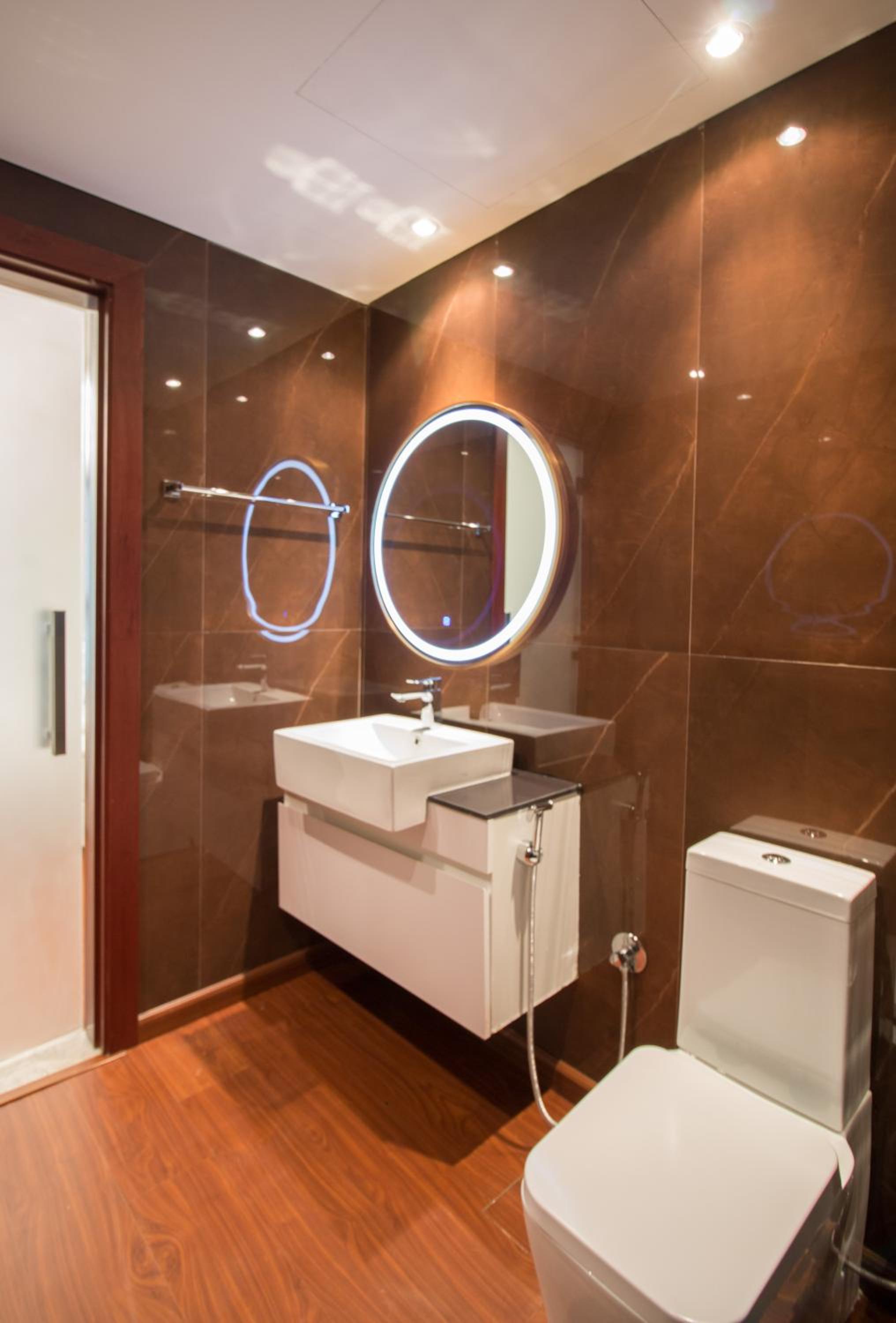 Luxurious 2BR - Fully Upgraded - High-end facilities