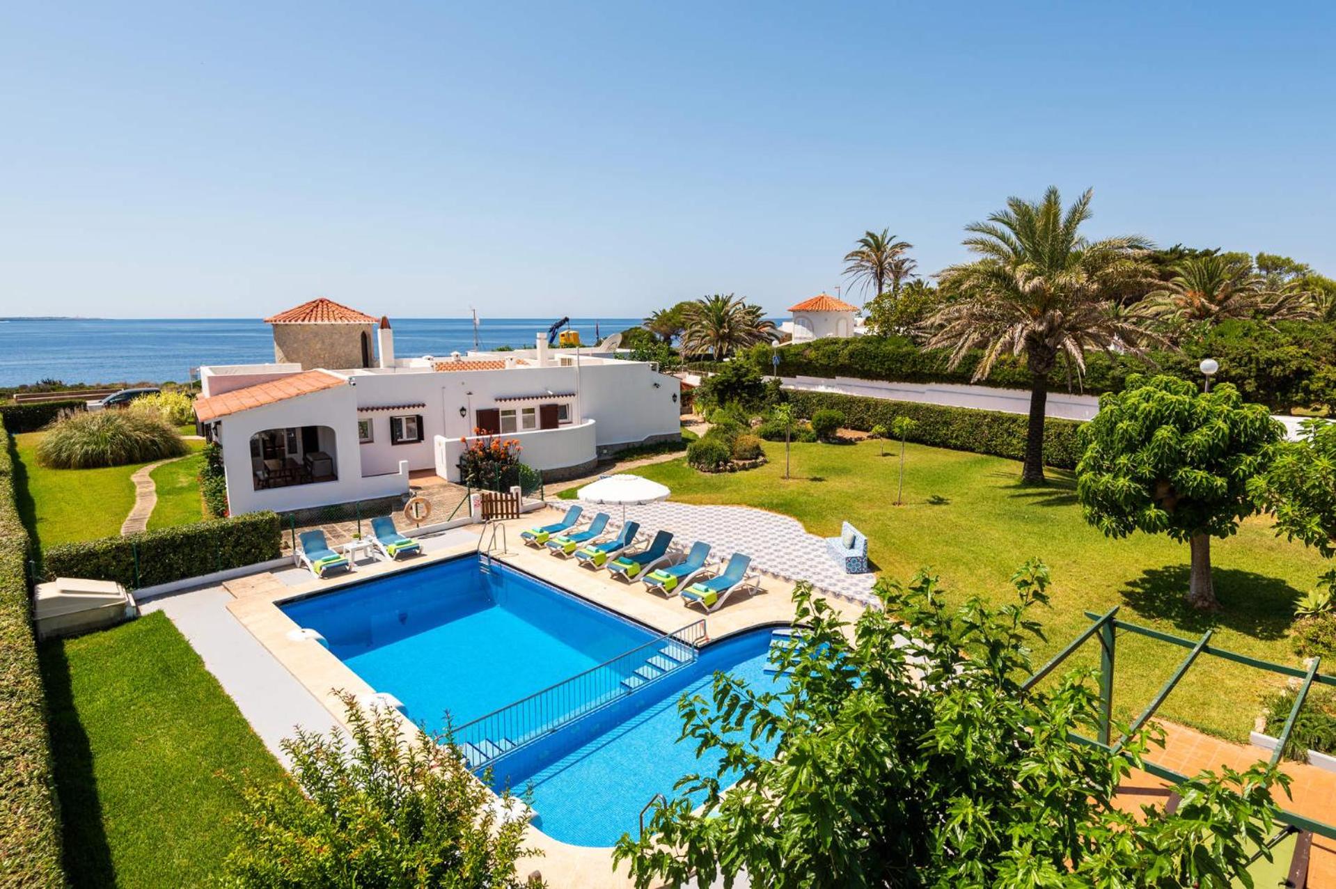 Villa Mercedes by Villa Plus