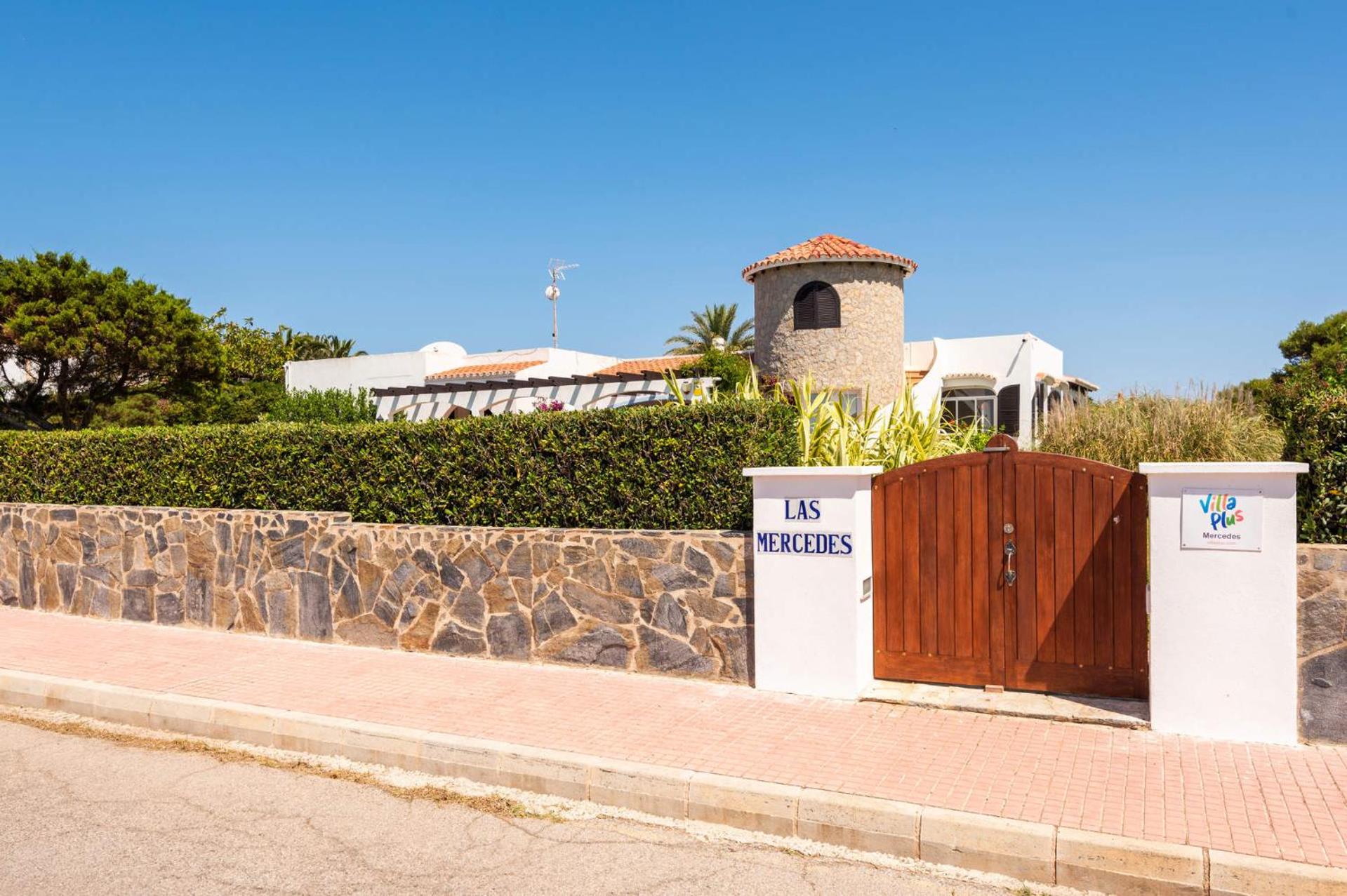 Villa Mercedes by Villa Plus