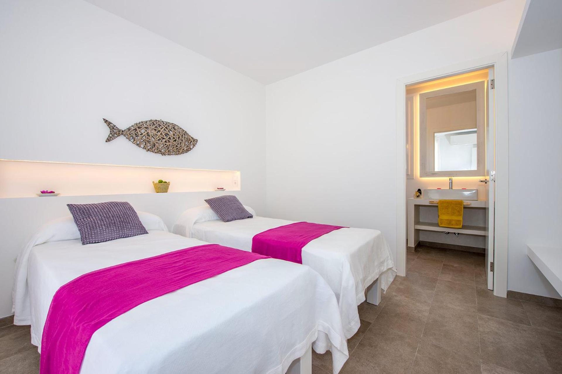 Villa Aguamarina by Villa Plus
