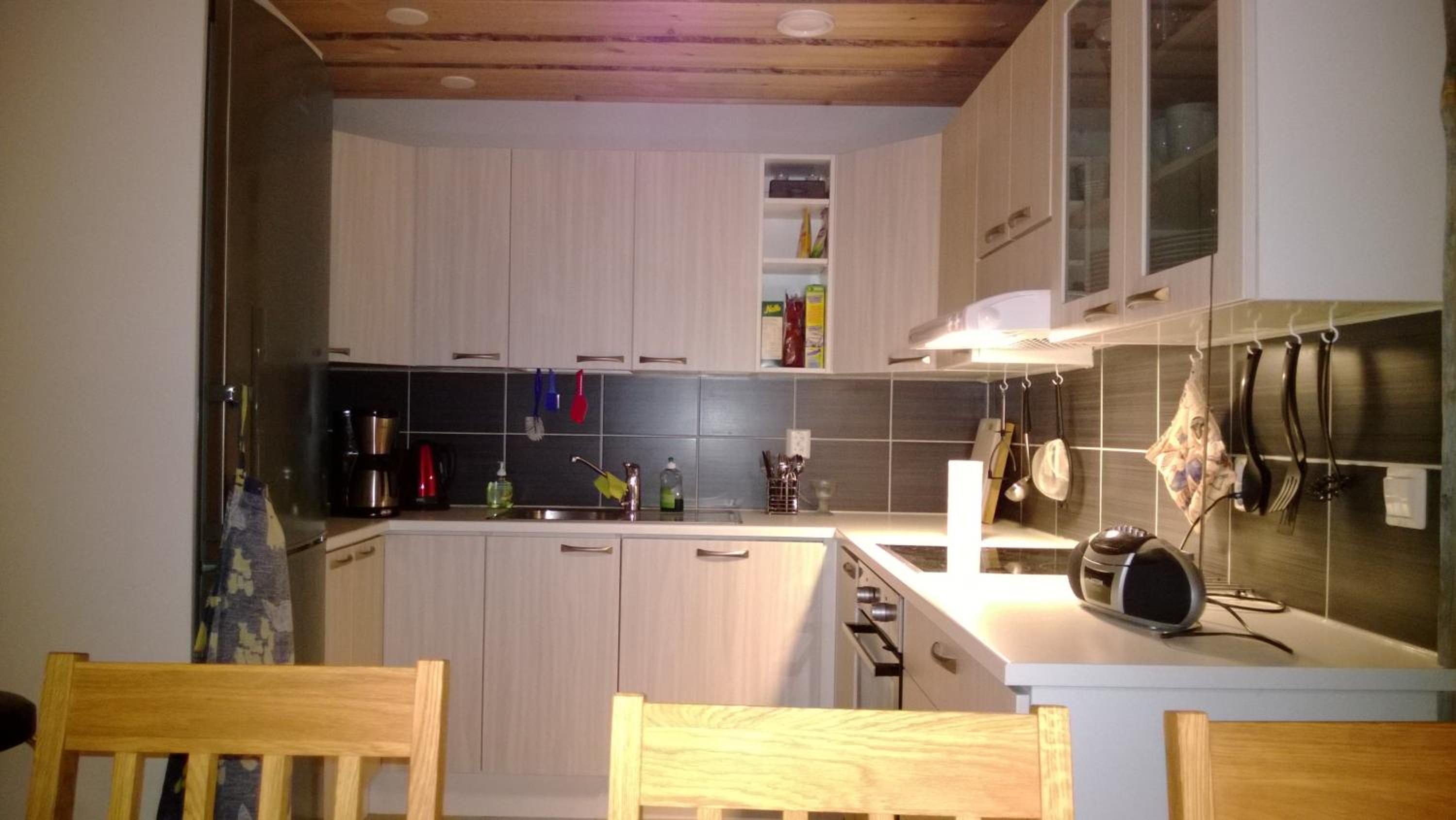 Photo 8