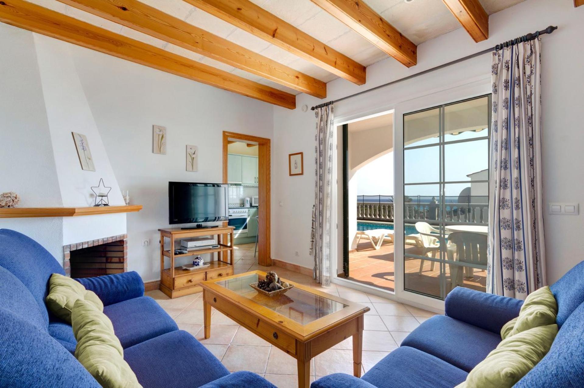 Villa Laurel by Villa Plus