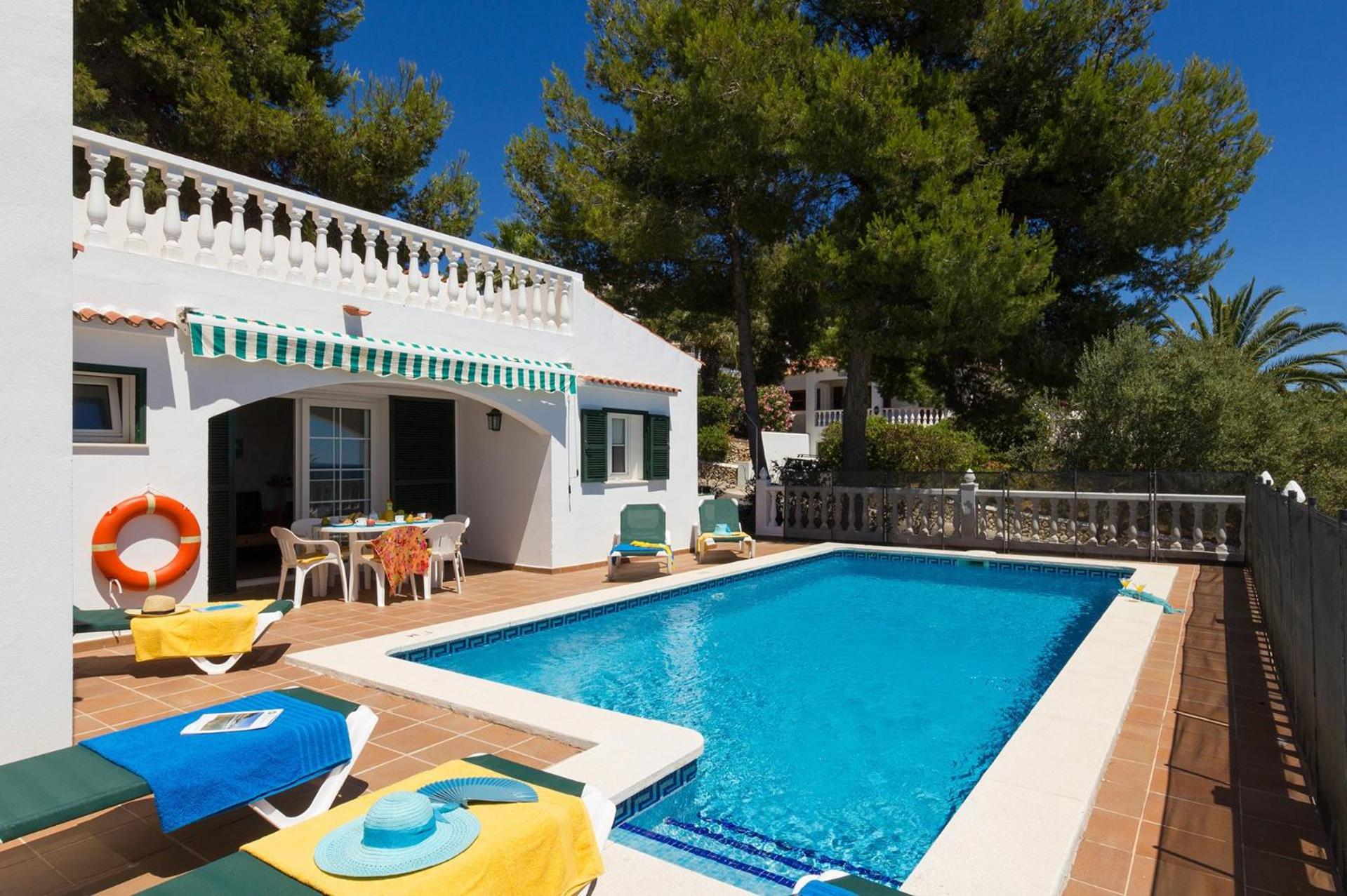 Villa Laurel by Villa Plus