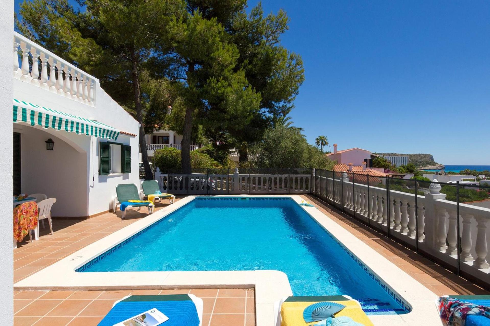 Villa Laurel by Villa Plus