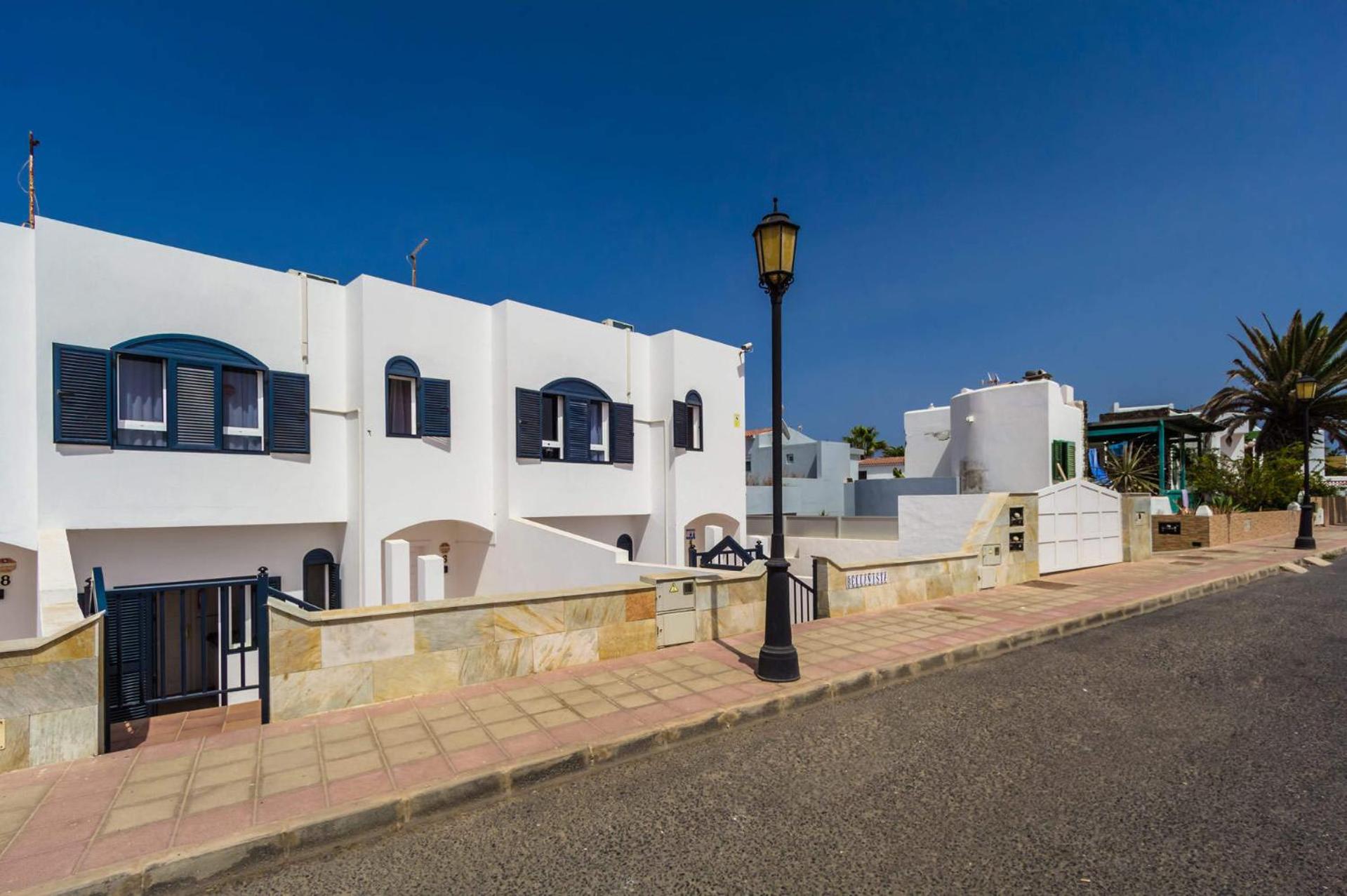Villa Buena Vista by Villa Plus view 3