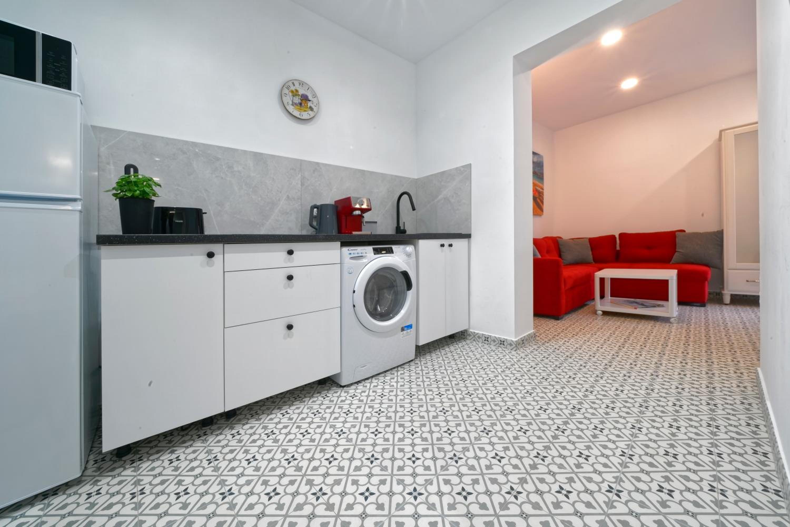 CASA VERDE Comfortable Air-Conditioned Modern Apartments