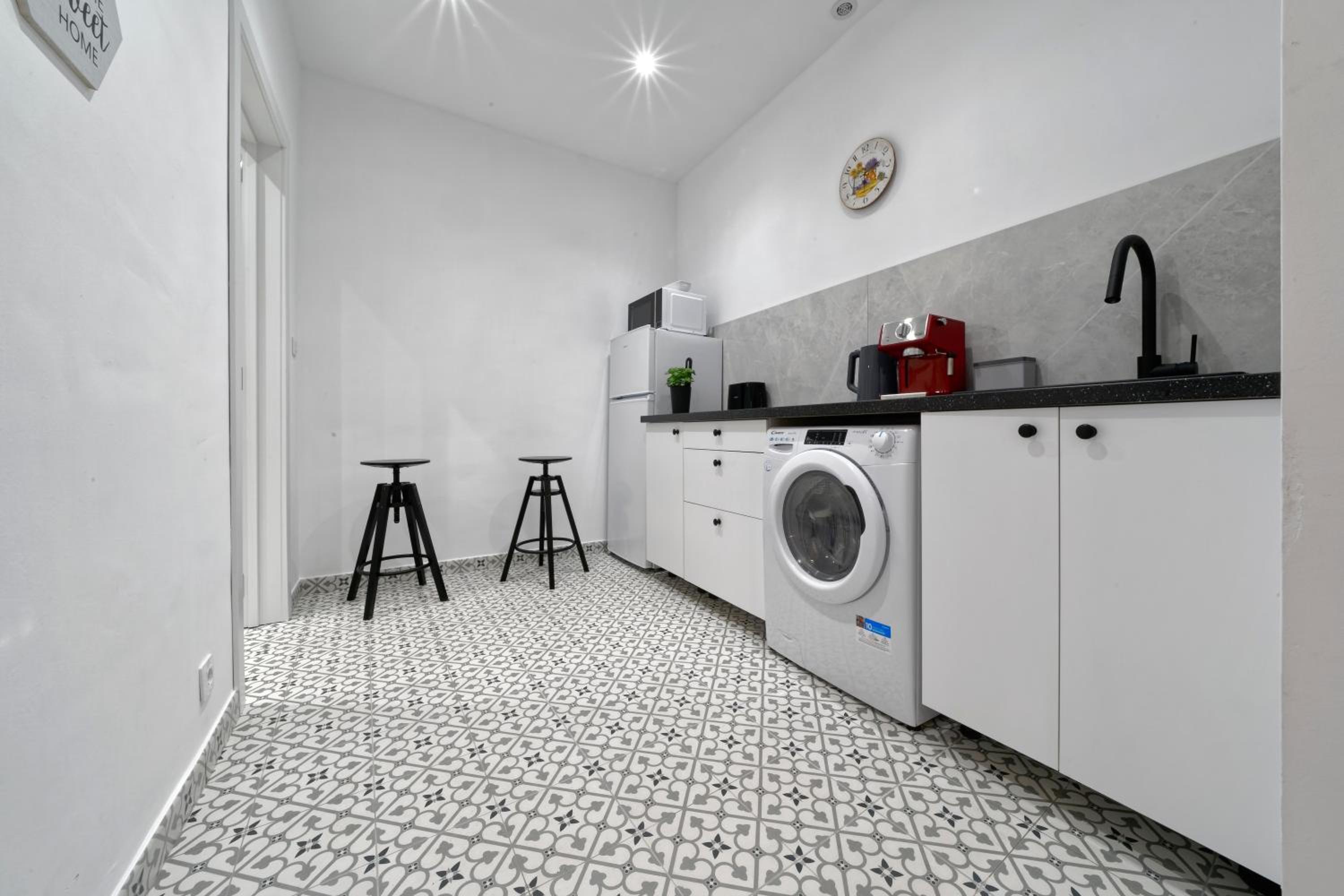 CASA VERDE Comfortable Air-Conditioned Modern Apartments