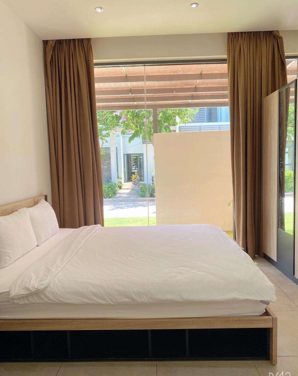 VILLA ARIA RESORT, THE SEA BY 10m,Biển và hồ bơi riêng view 5