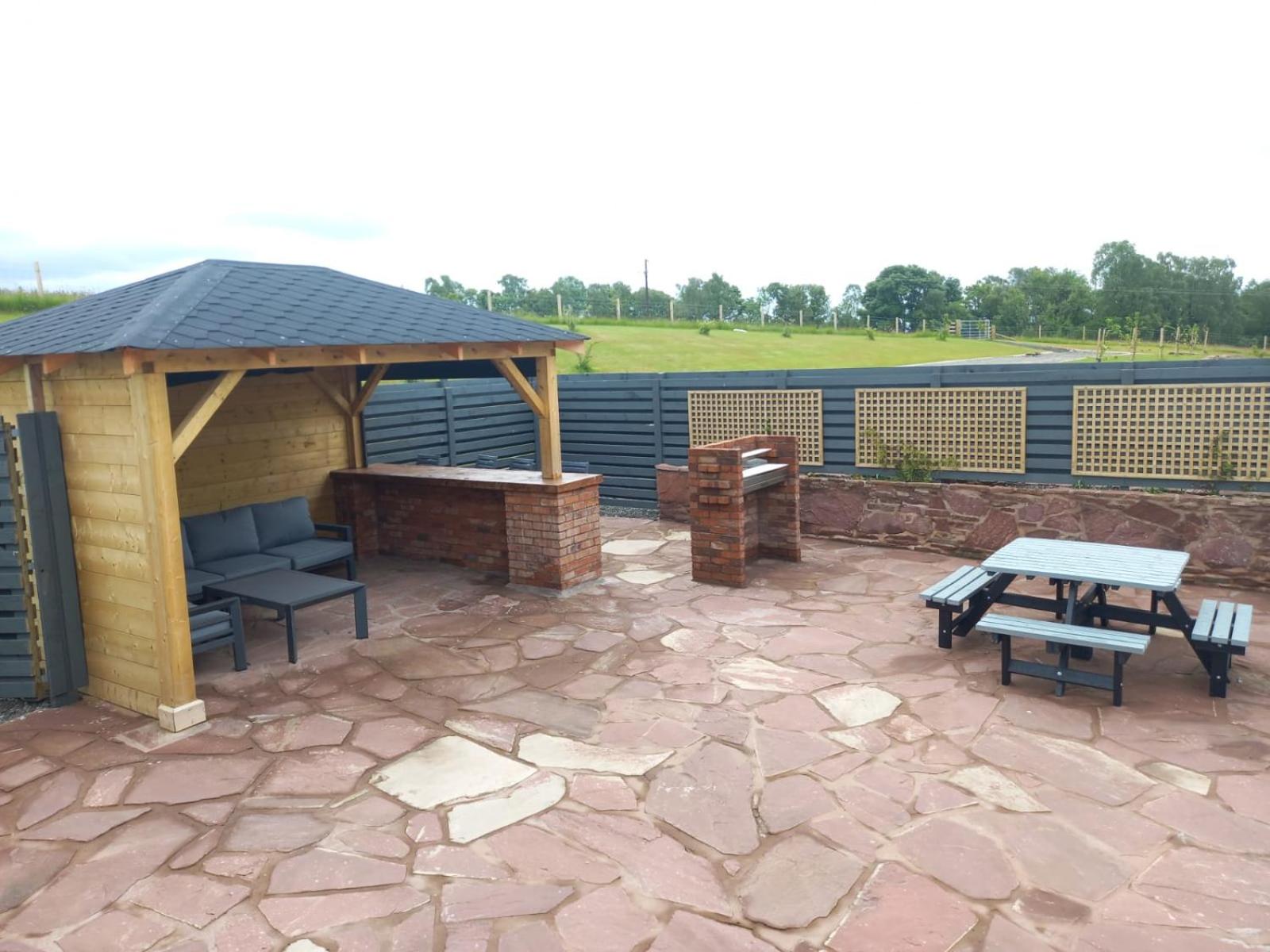 Westertonhill Lodges - Private Hot Tub Hire Available