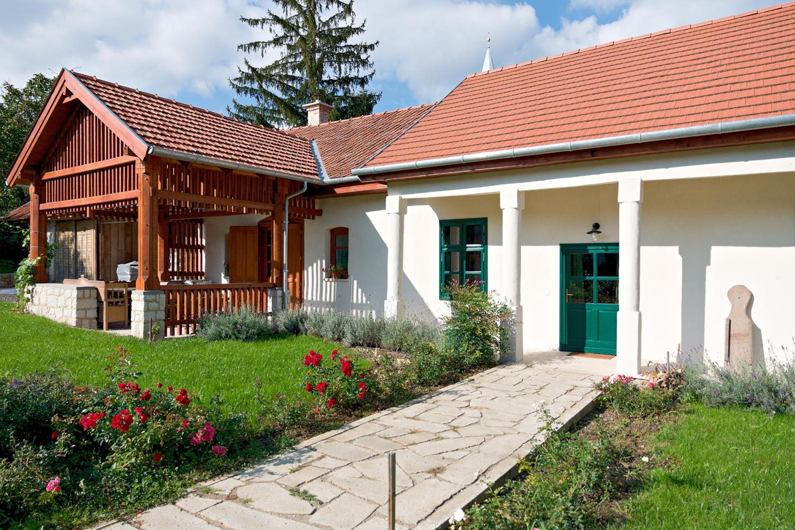 Barta Pince Vendégház Mád view 5