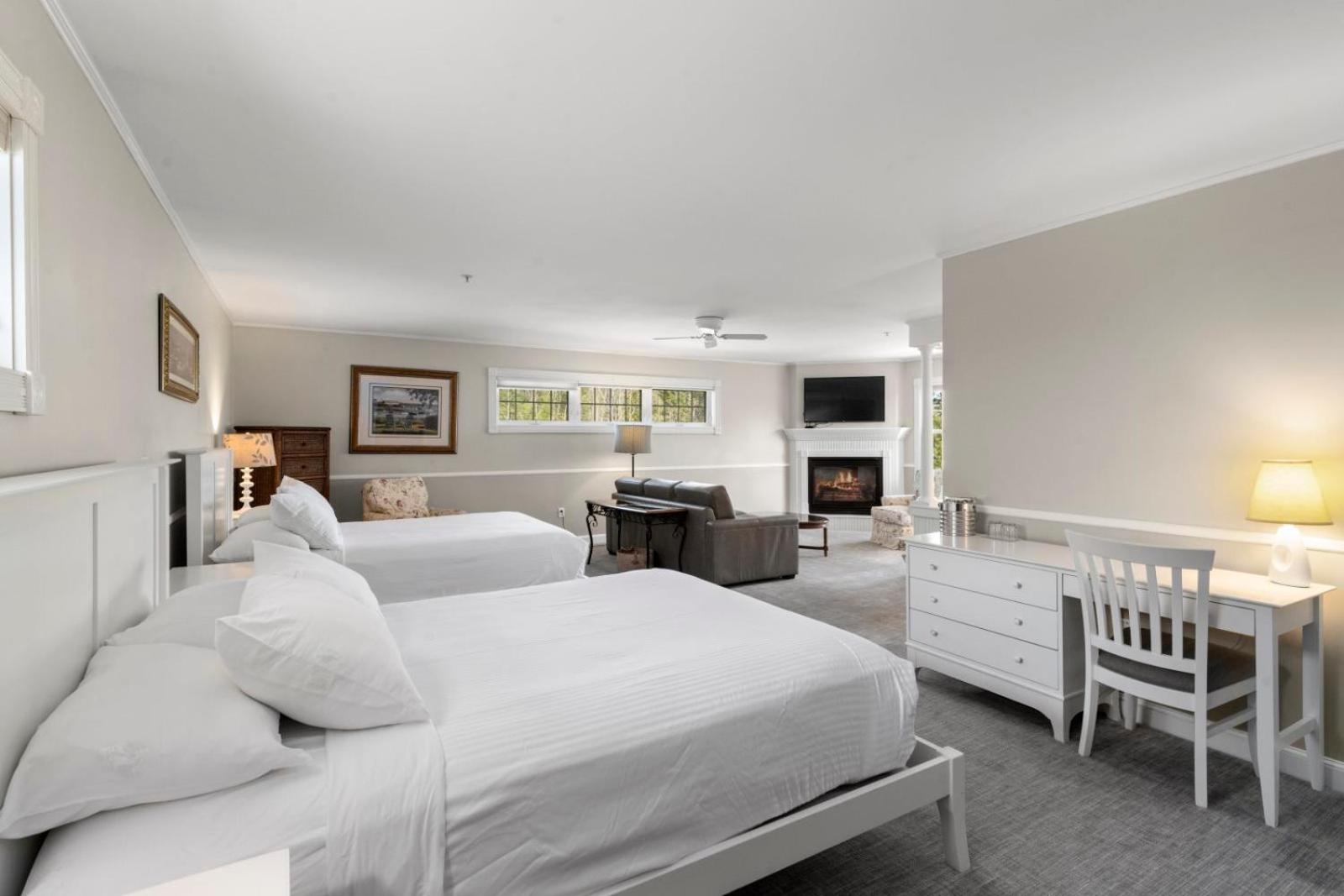 The Inn at Ocean's Edge 21