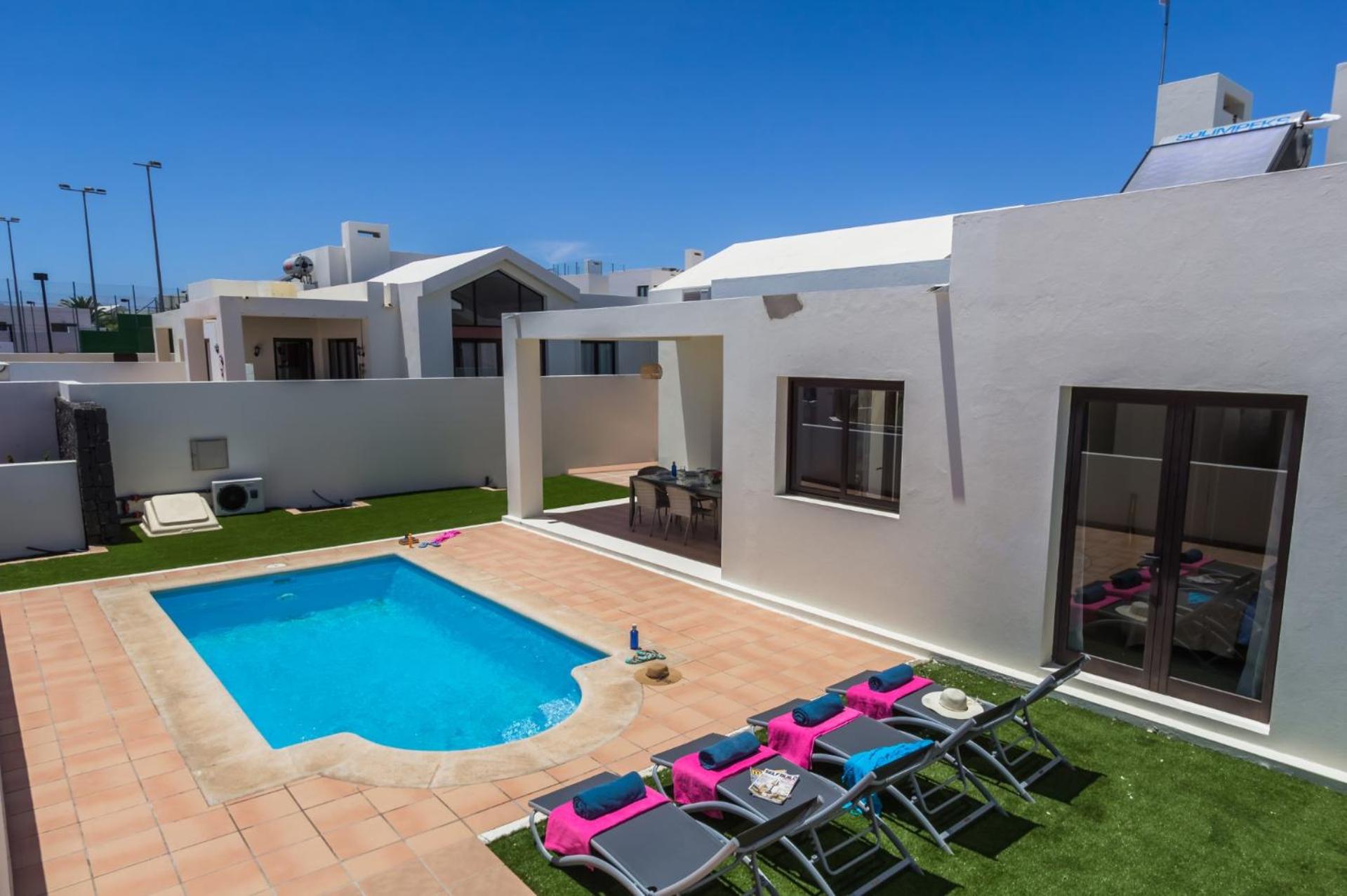 Villa Estrella by Villa Plus