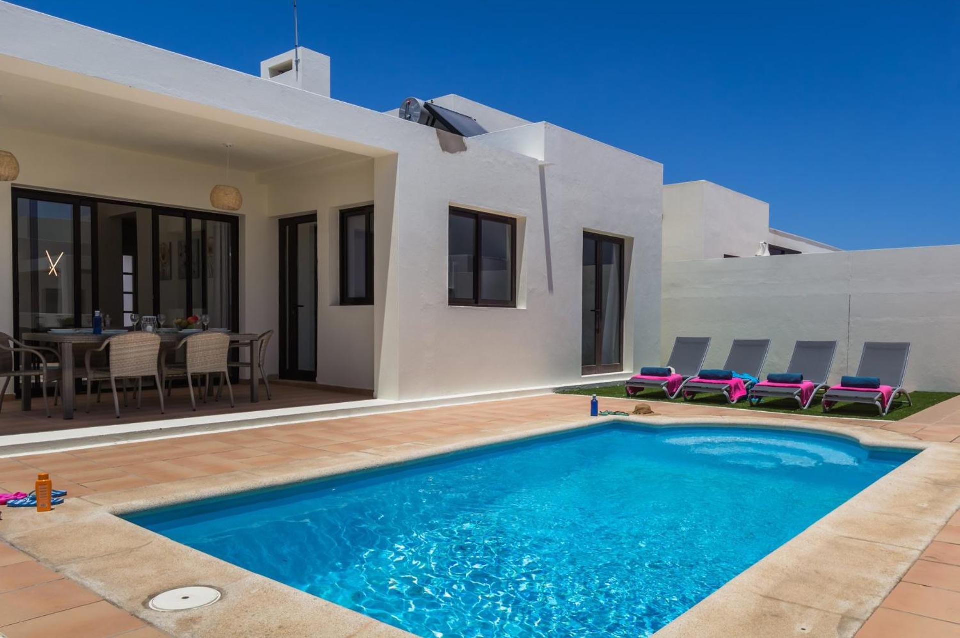 Villa Estrella by Villa Plus