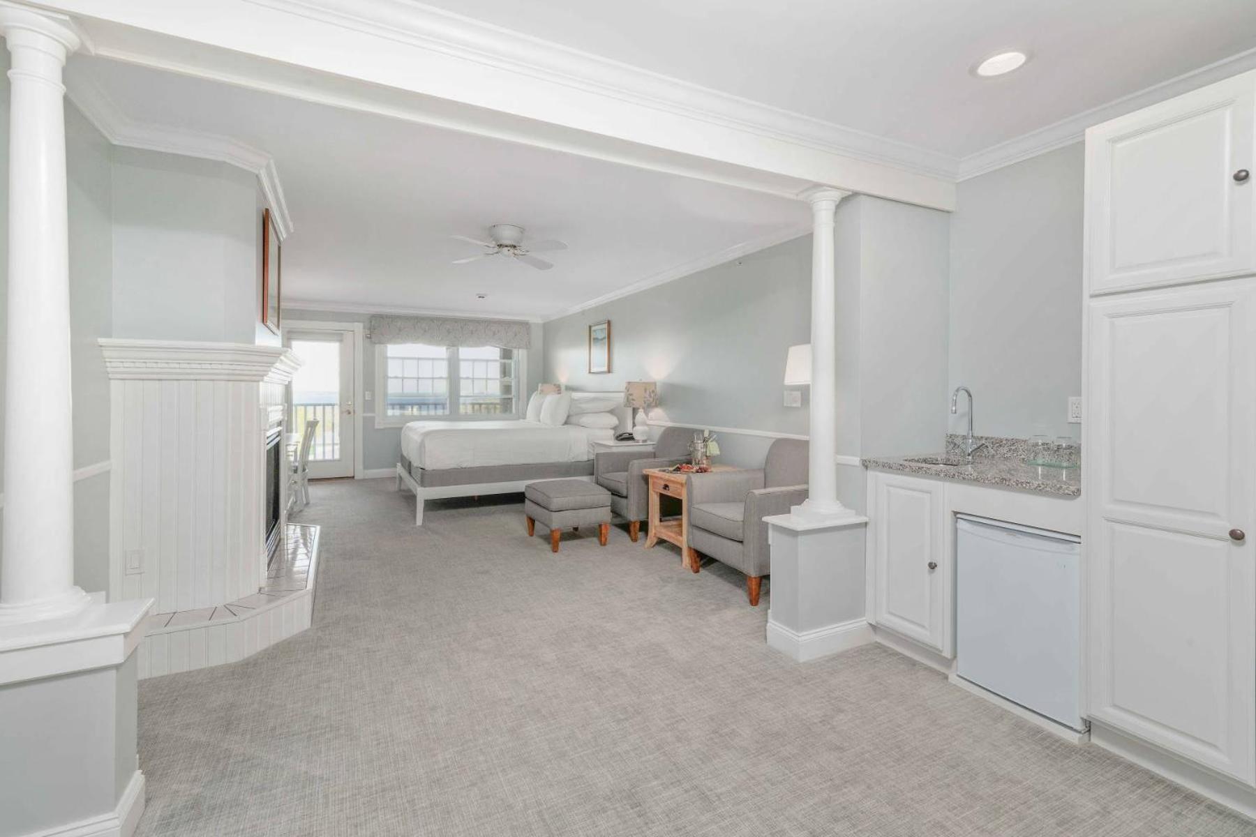 The Inn at Ocean's Edge 23