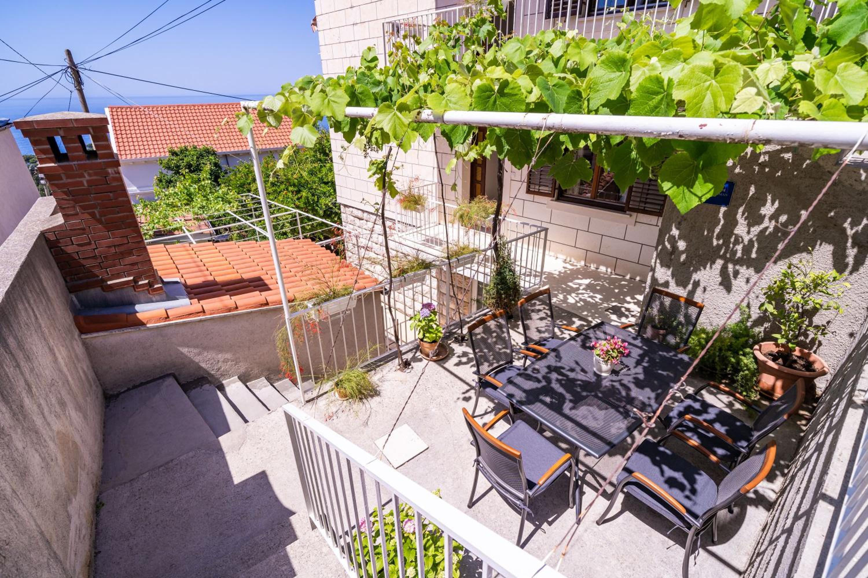Apartments & Rooms Stella