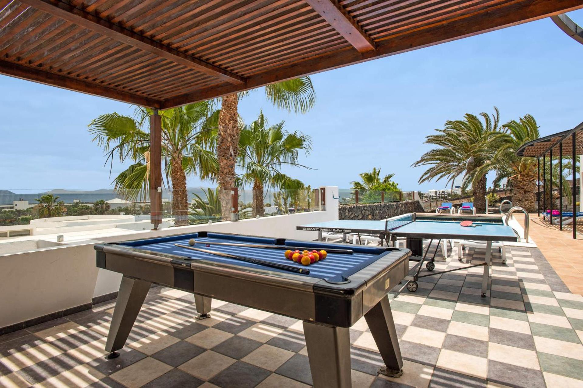 Villa Corito Cinco by Villa Plus