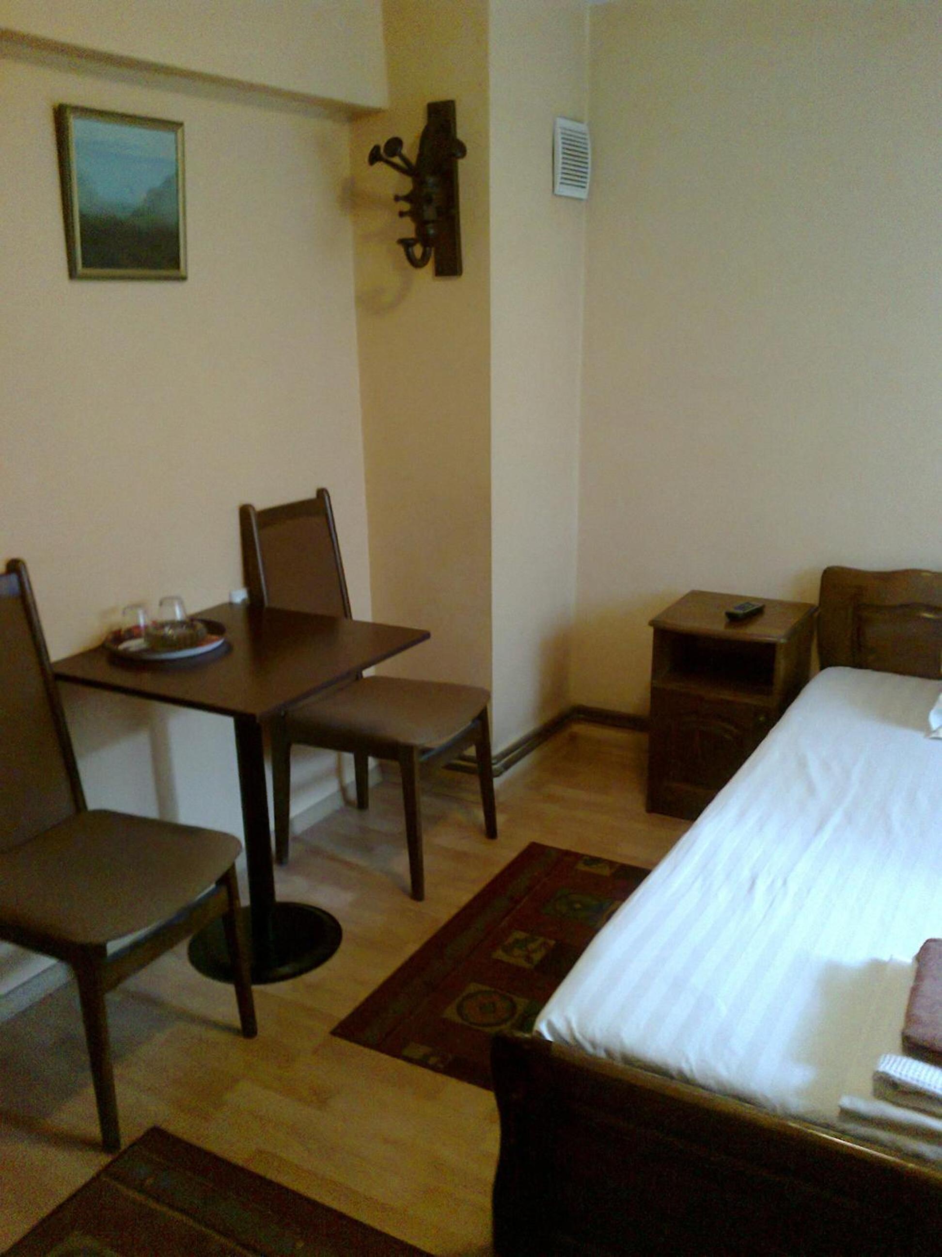 Family Hotel 