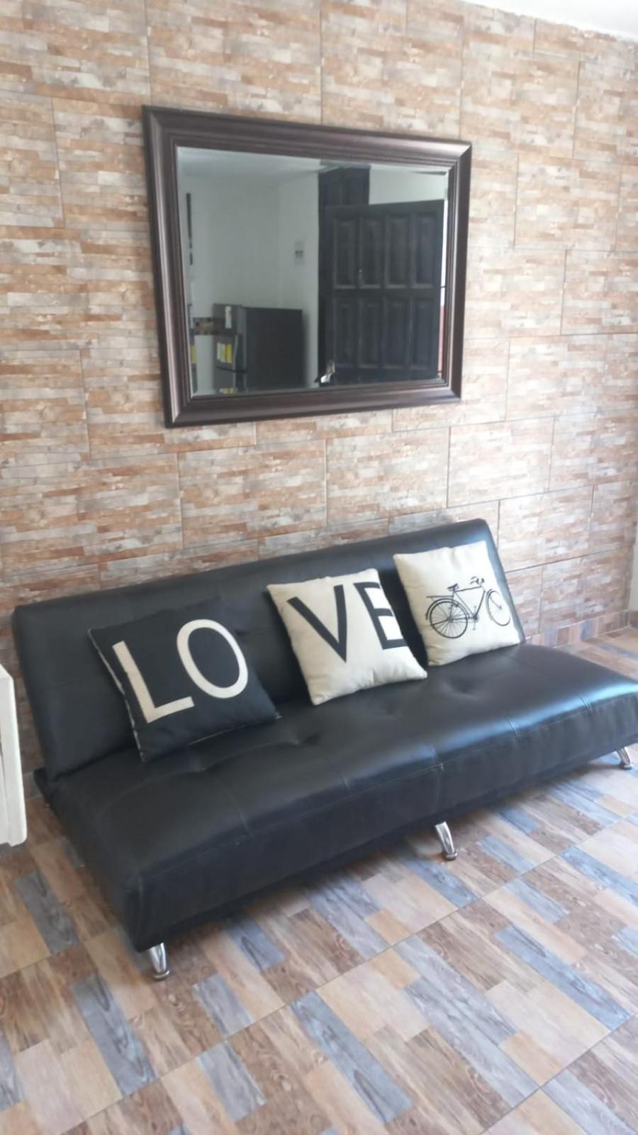 1CL2-J APARTAMENTO ESTANDAR EN GETSEMANI DE CARTAGENA CON AIRE ACONDICIONADO Y WIFi view 3