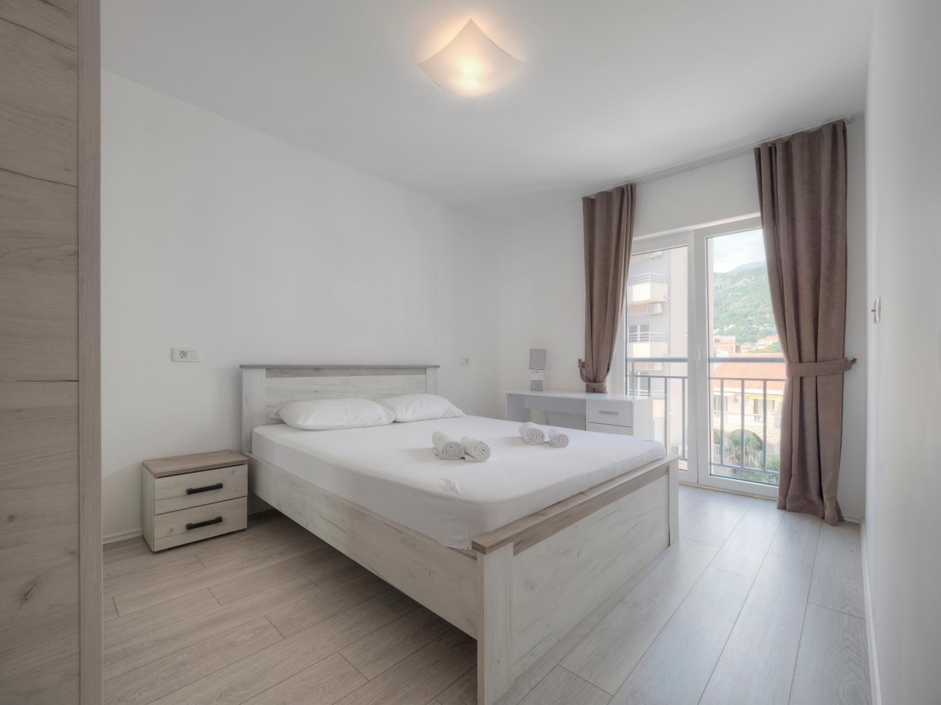 Family Three bedroom Apartment Brando