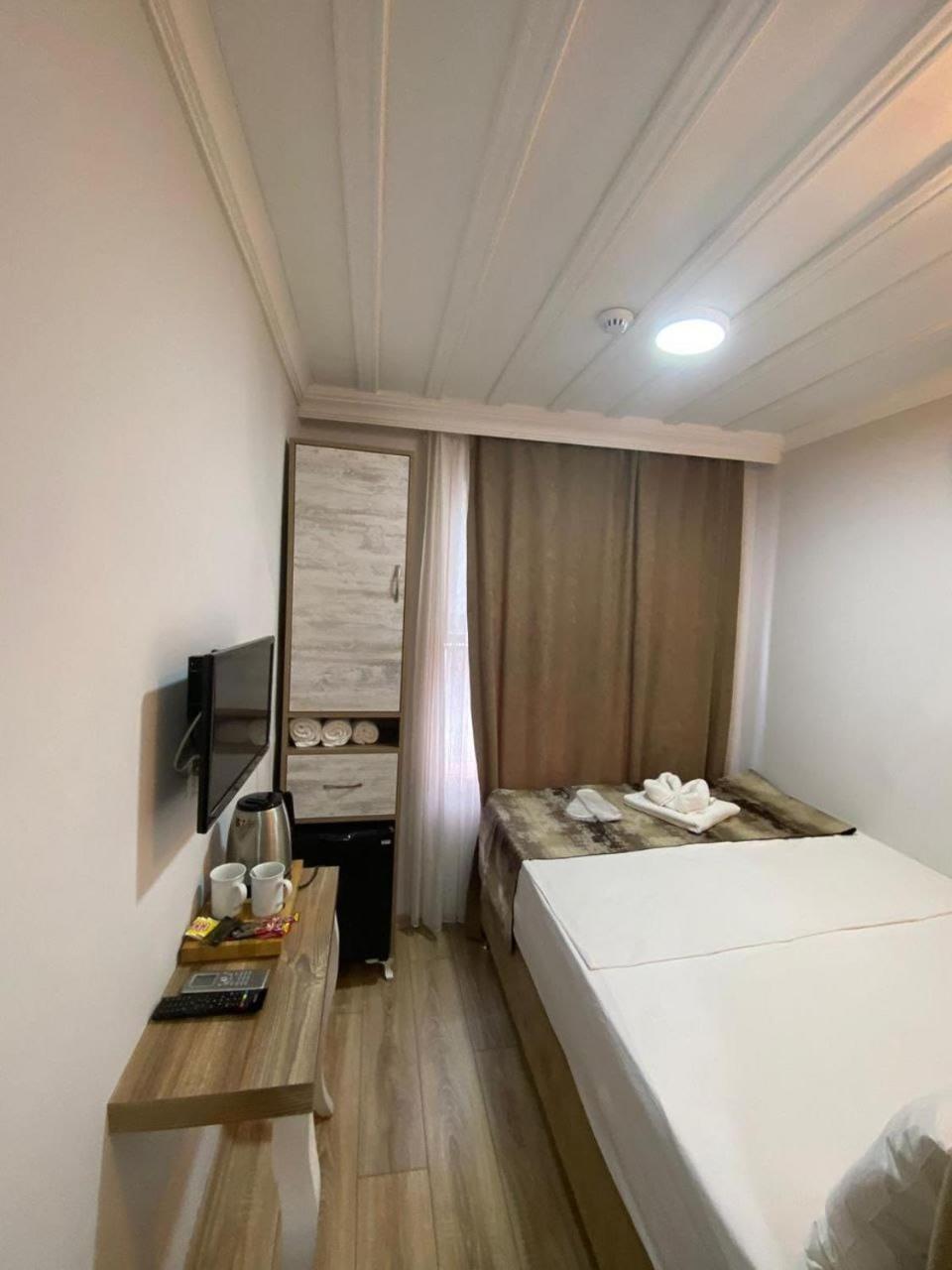 New Cherry Hotel - Image 35