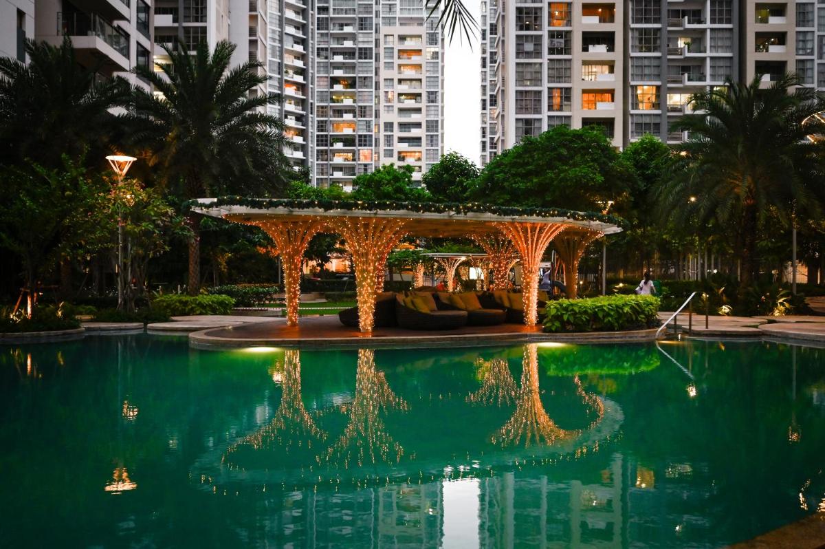 Estella Heights Saigon City View 2BR Apartment & Pool