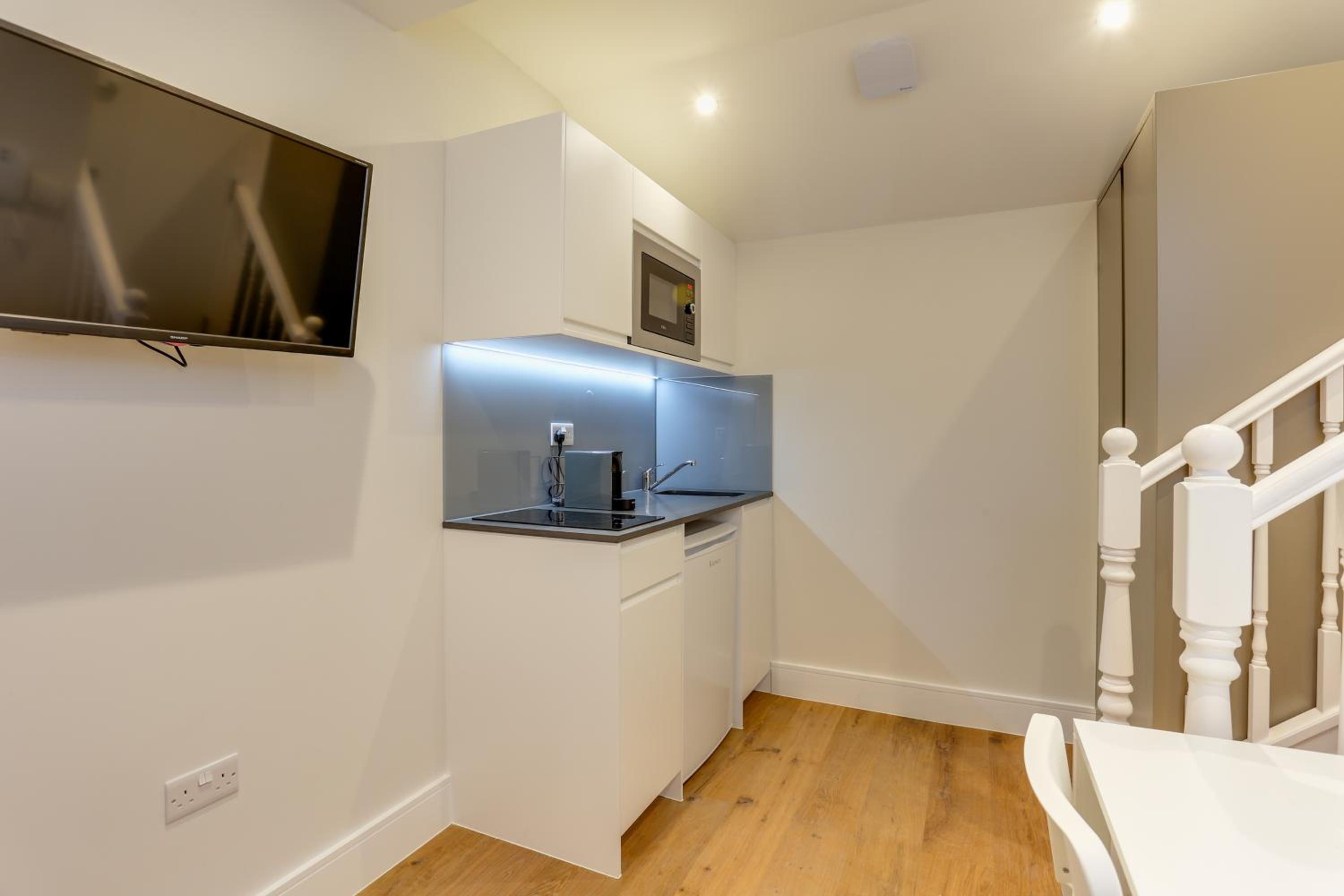 Queensborough Terrace Serviced Apartments by Concept Apartments