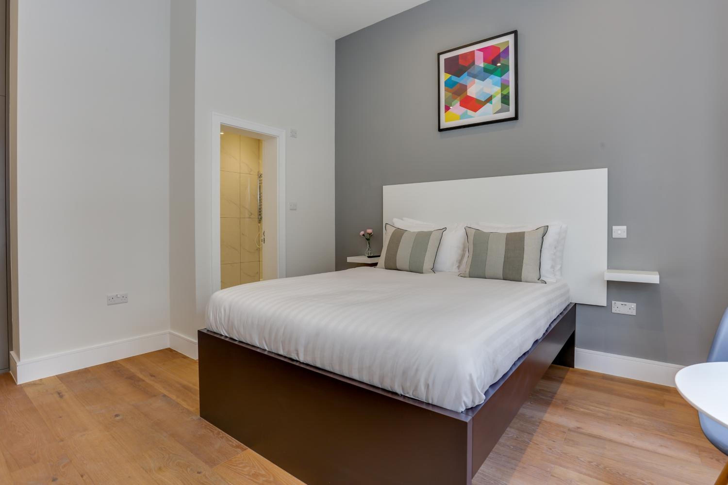 Queensborough Terrace Serviced Apartments by Concept Apartments