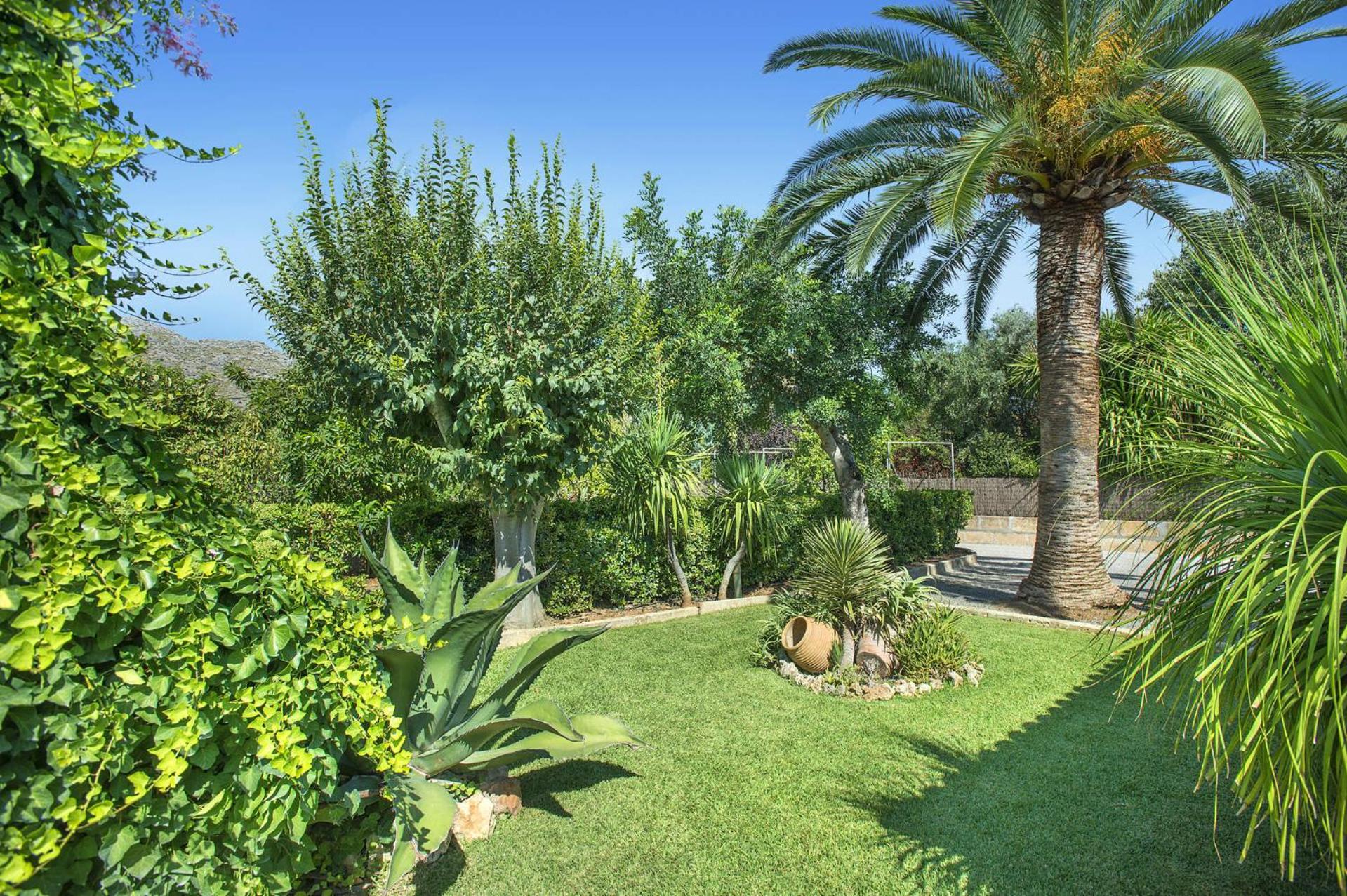 Villa Rafael by Villa Plus