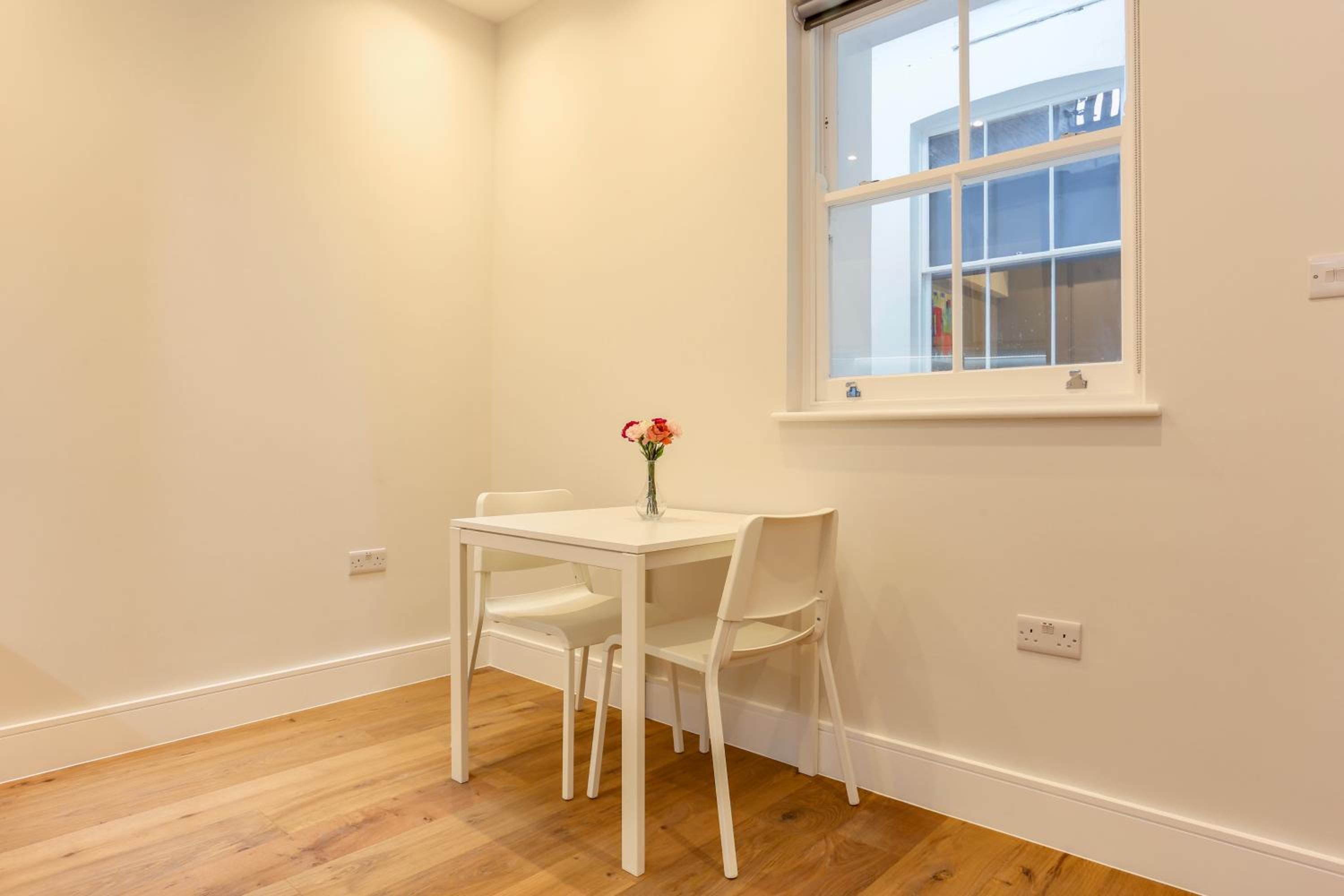 Queensborough Terrace Serviced Apartments by Concept Apartments