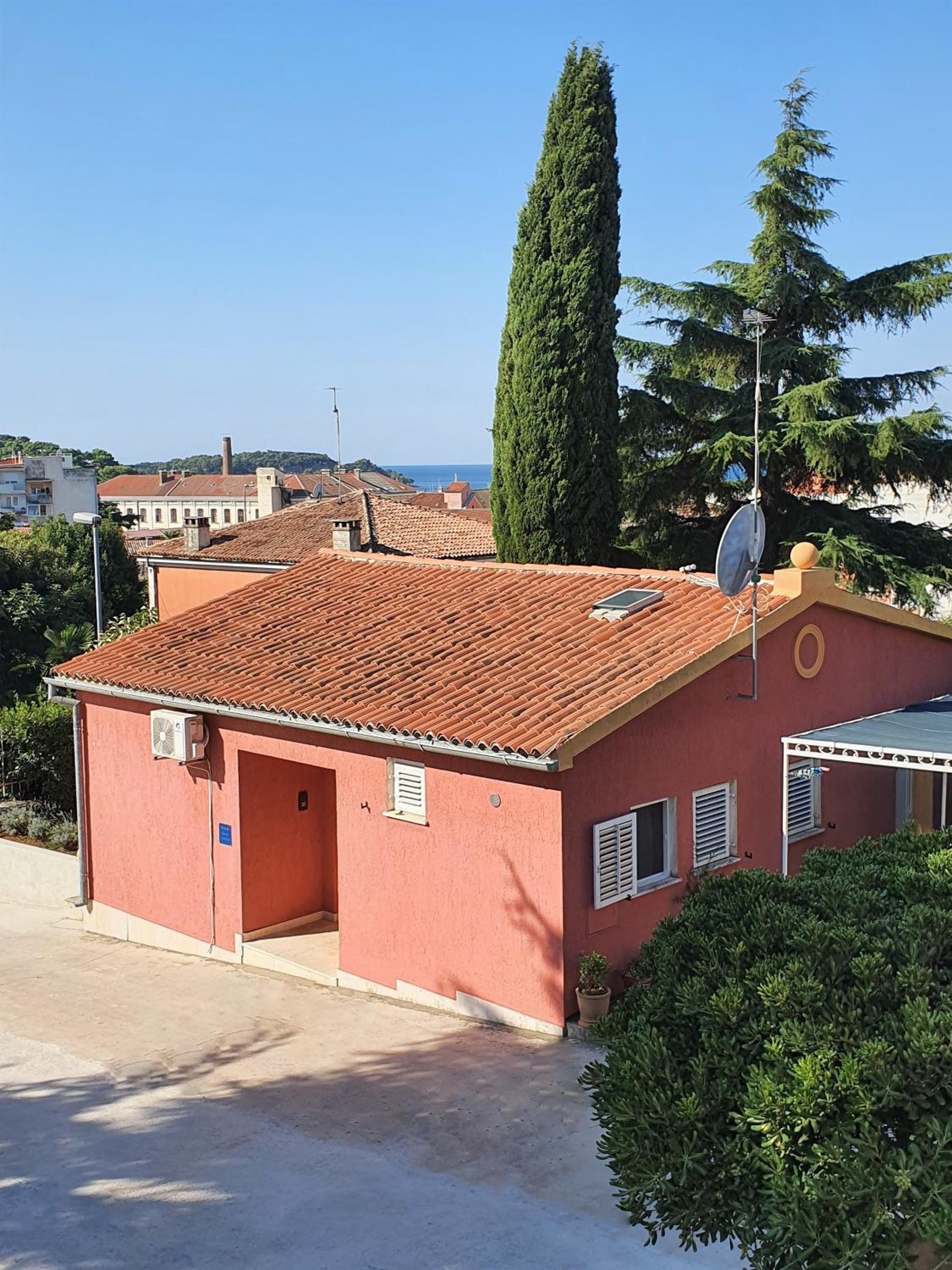 Apartment "House Tigra" view 2