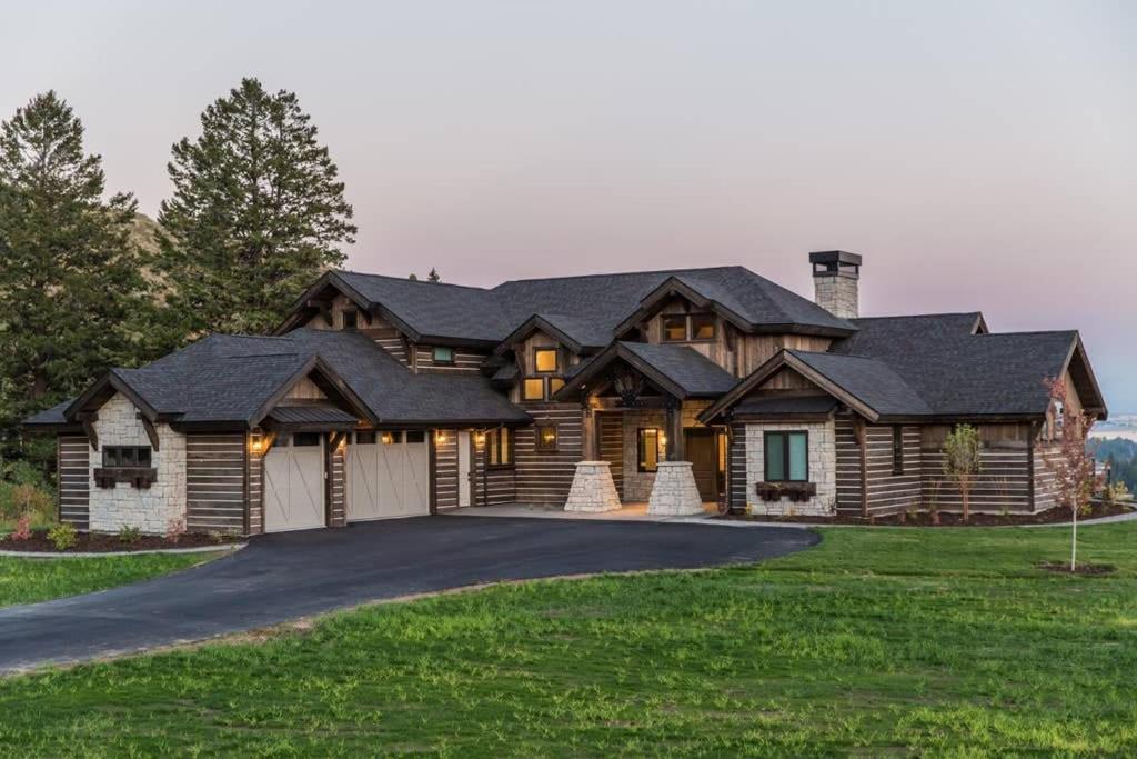The Lodge At Cherry Butte