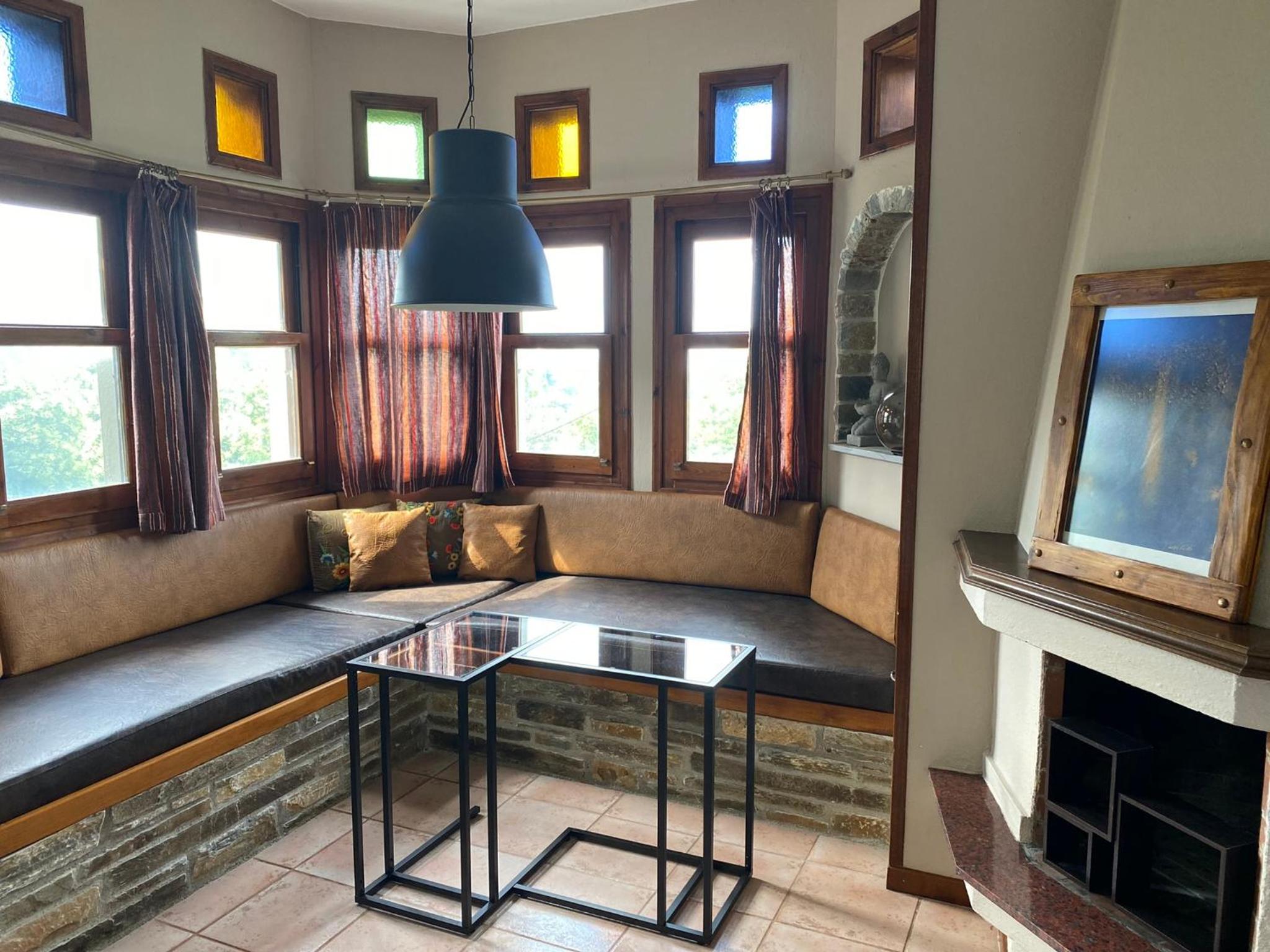 Artemisia House