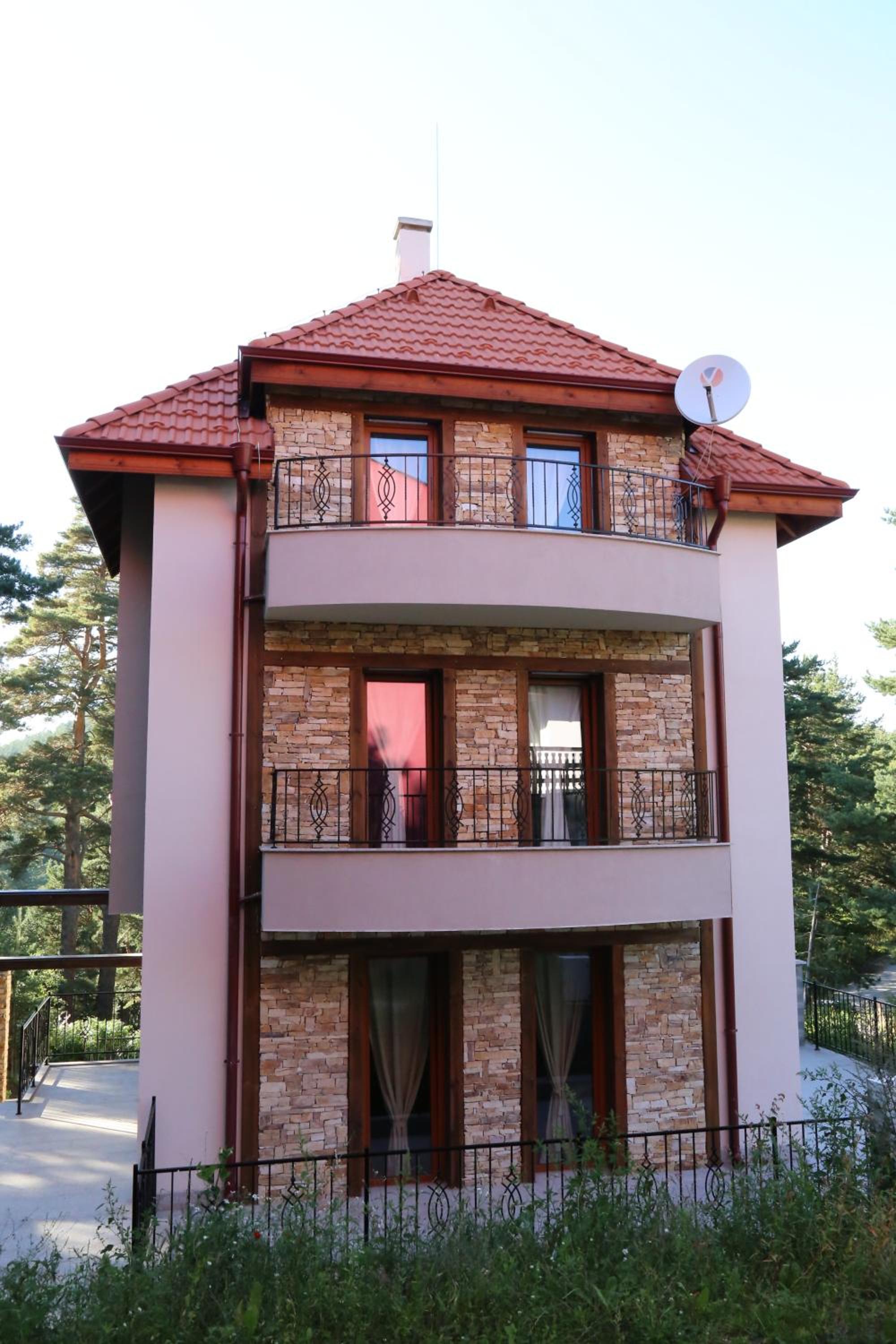 Villa Ema