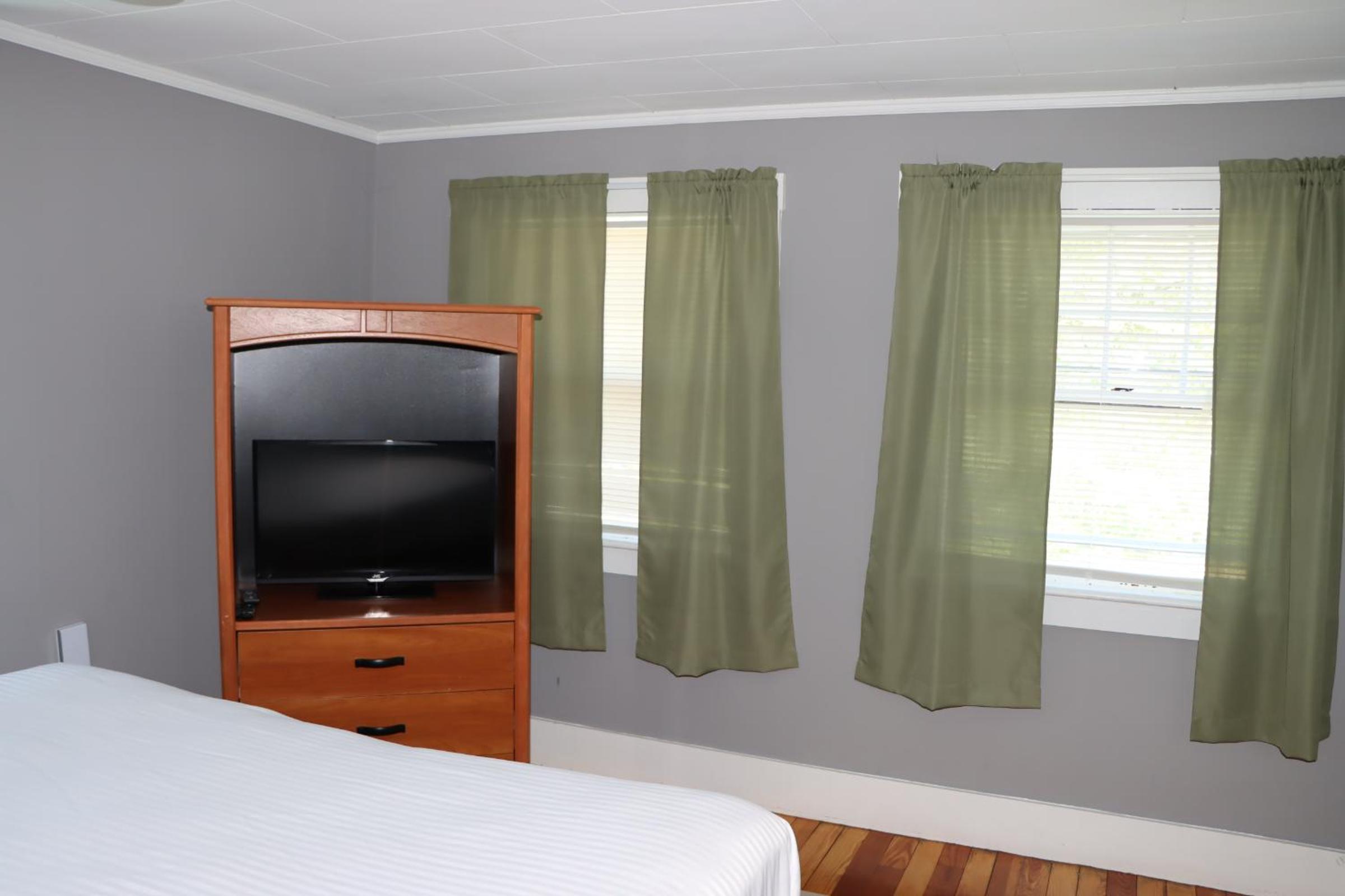 Sea View Motel - Property Image 42