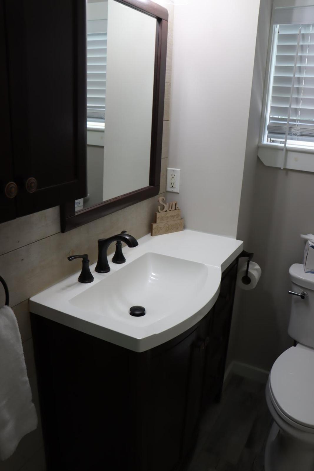 Sea View Motel - Property Image 30