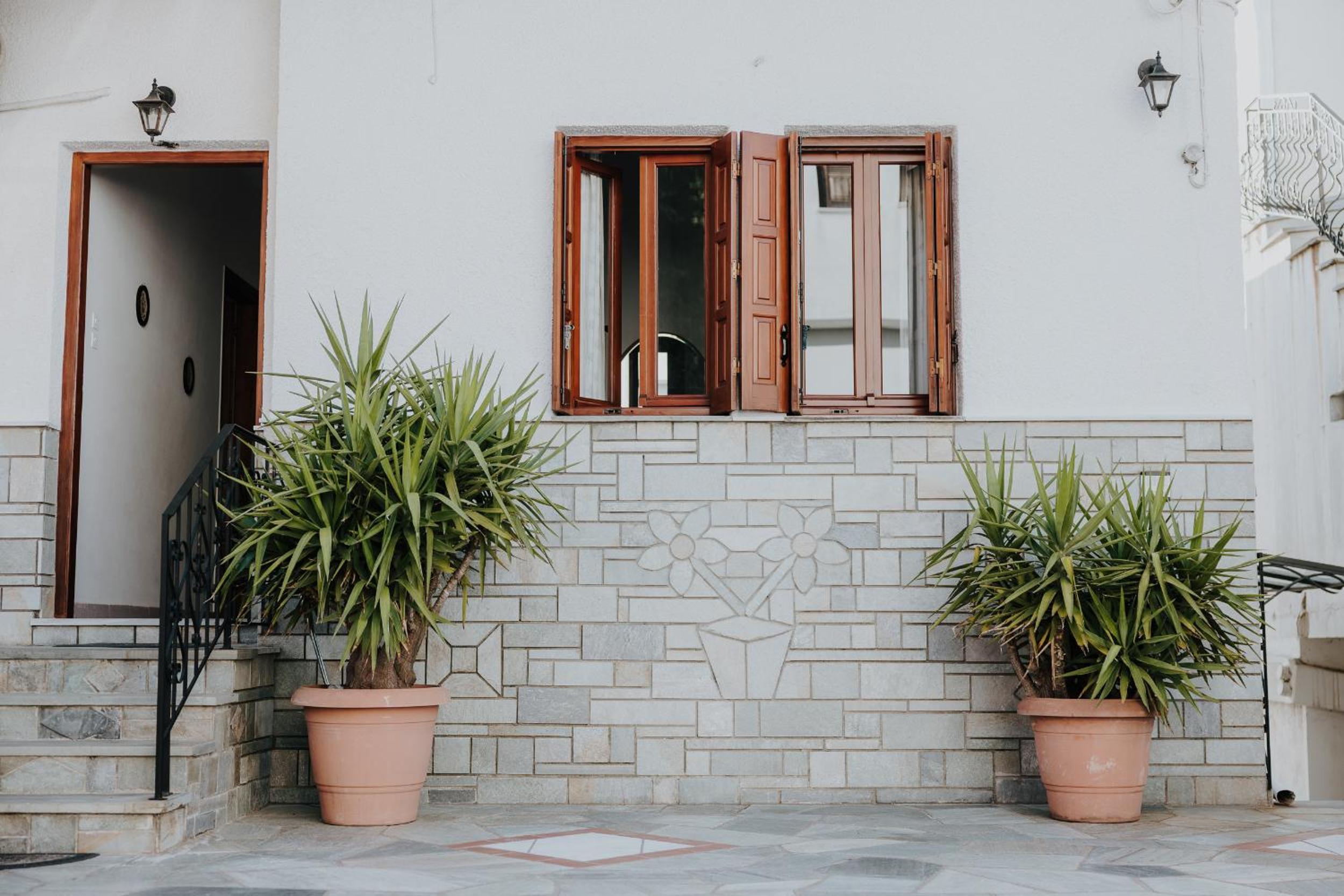House of Gardenia