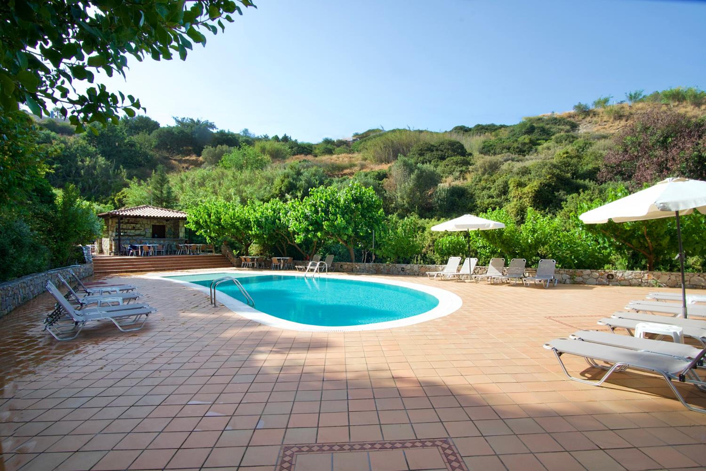 Lygaria Beach Apts view 4
