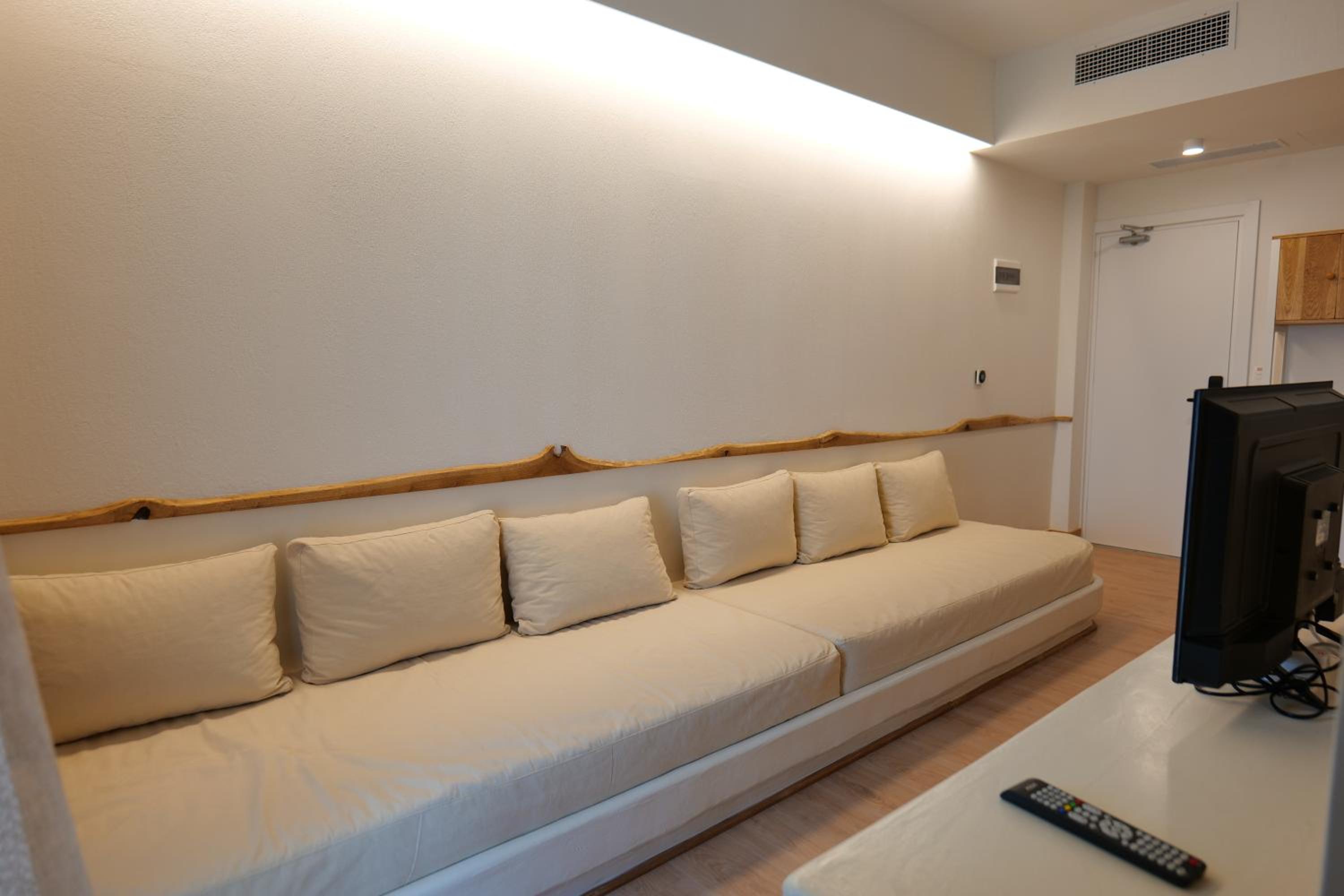 Alex & Sofi Hotel