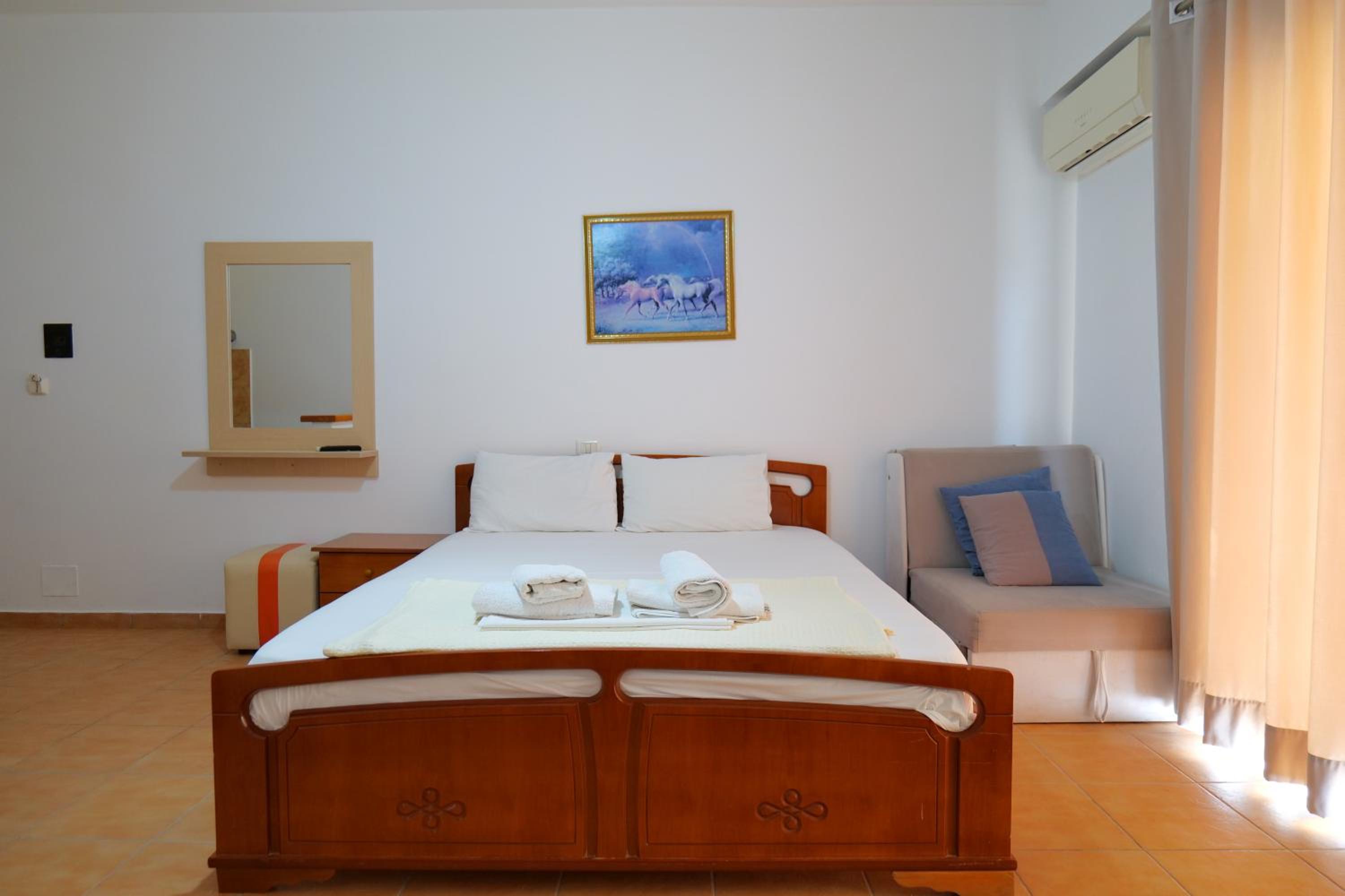 Alex & Sofi Hotel