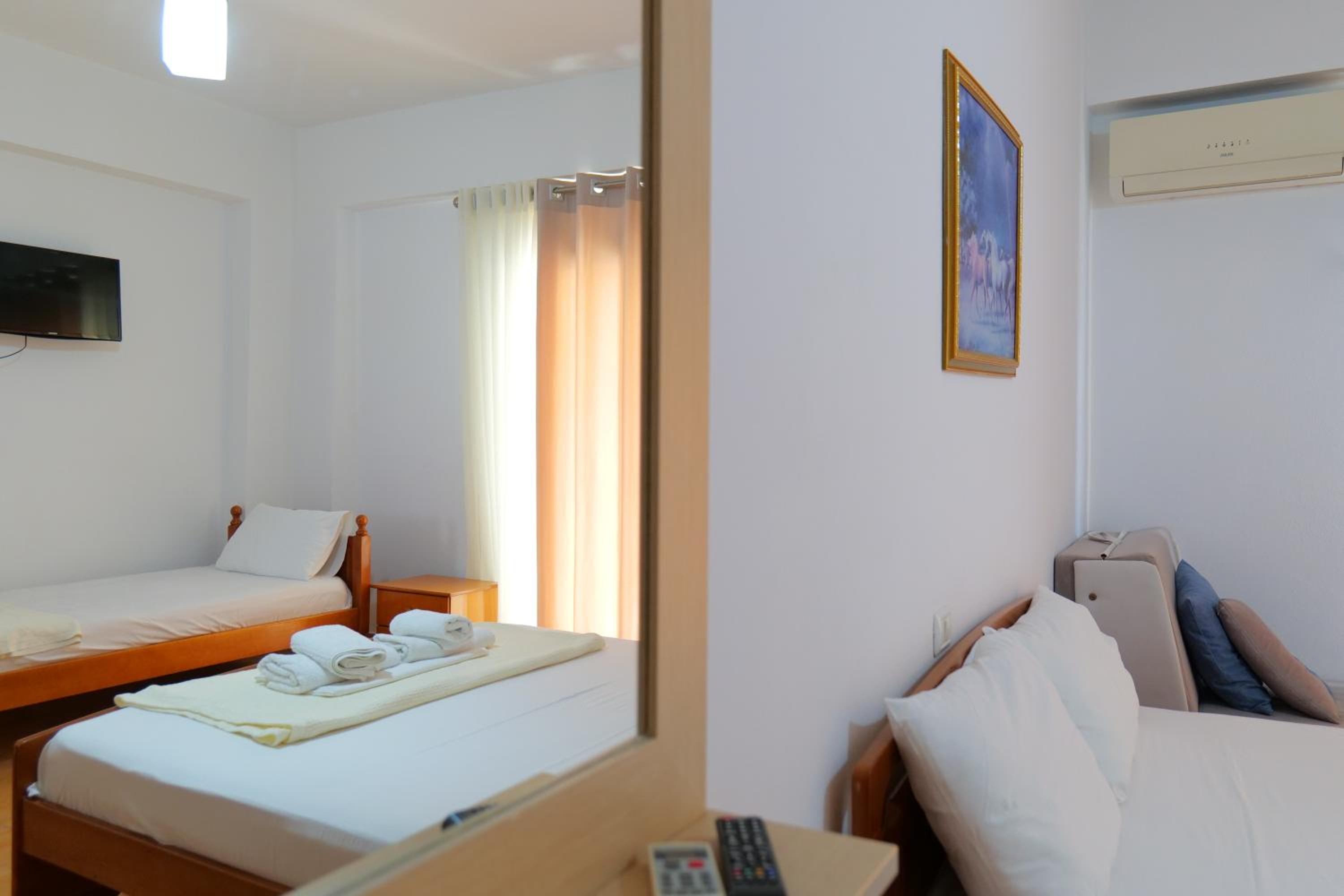 Alex & Sofi Hotel