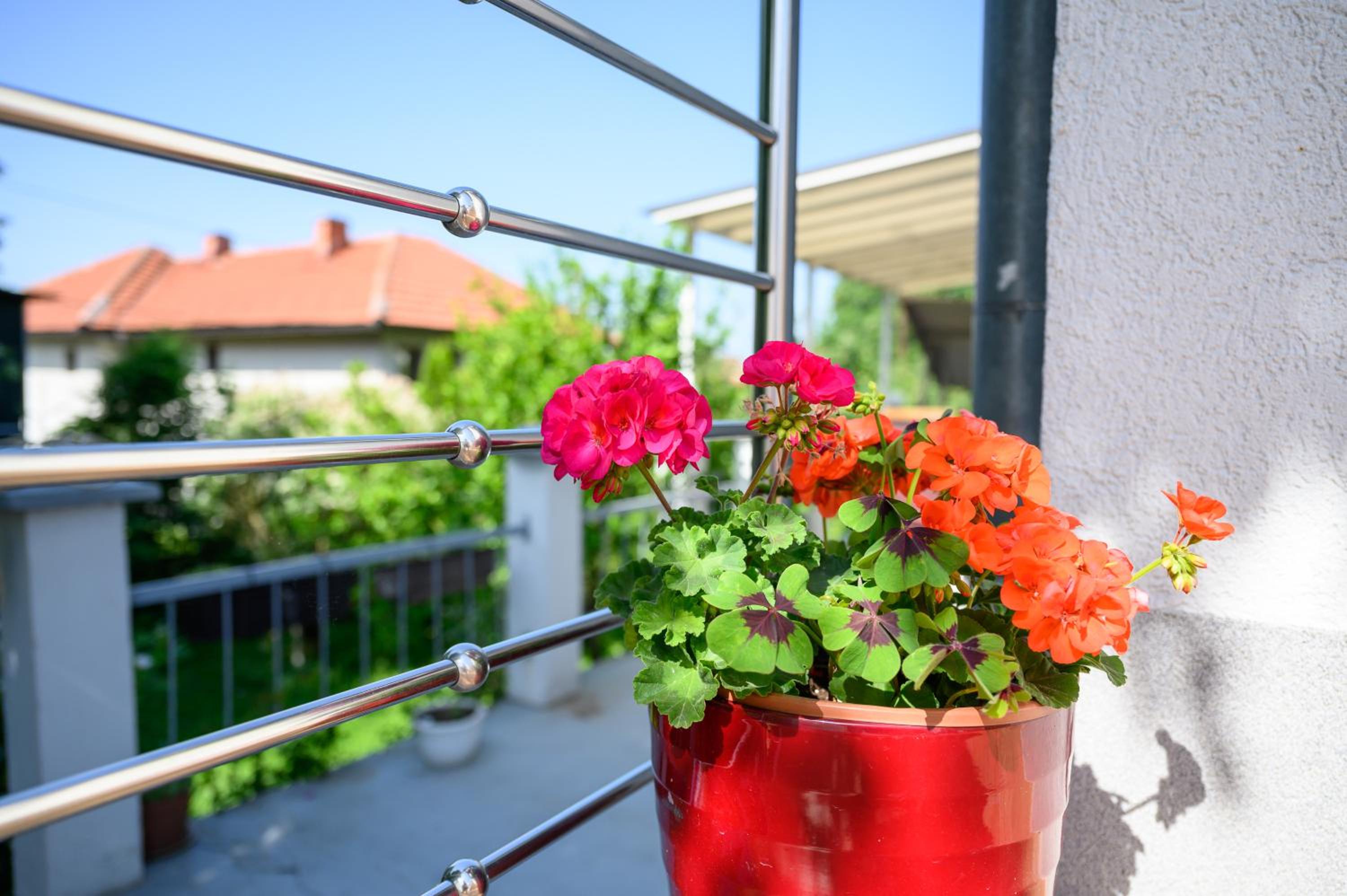 Apartman MirA